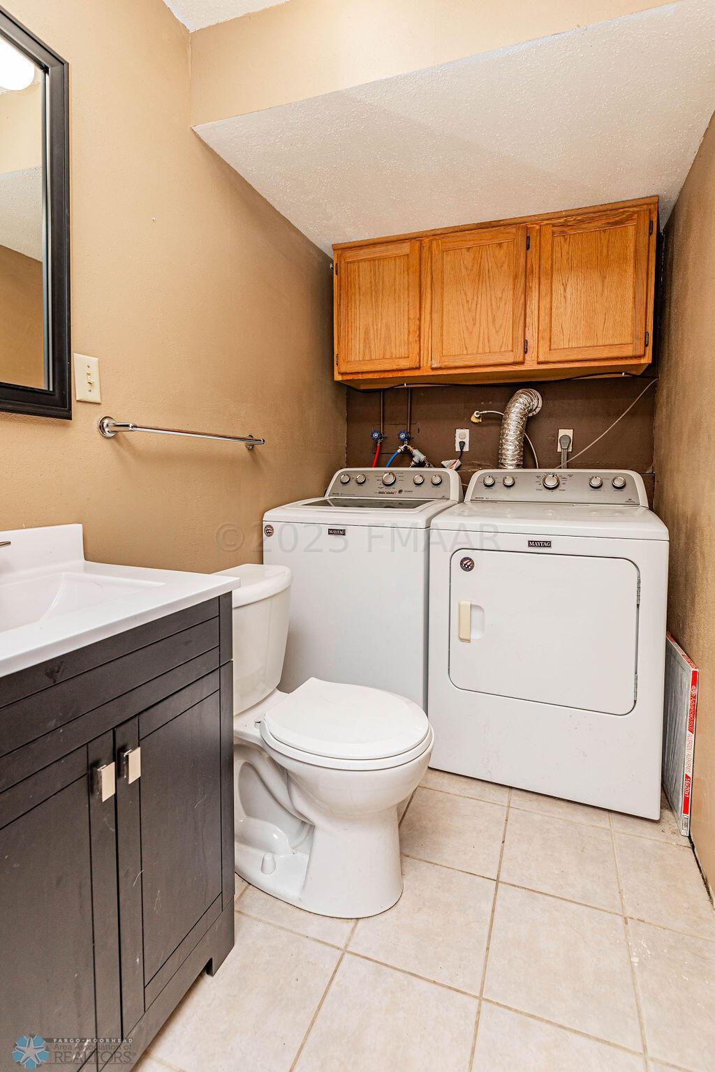Bathroom/Laundry