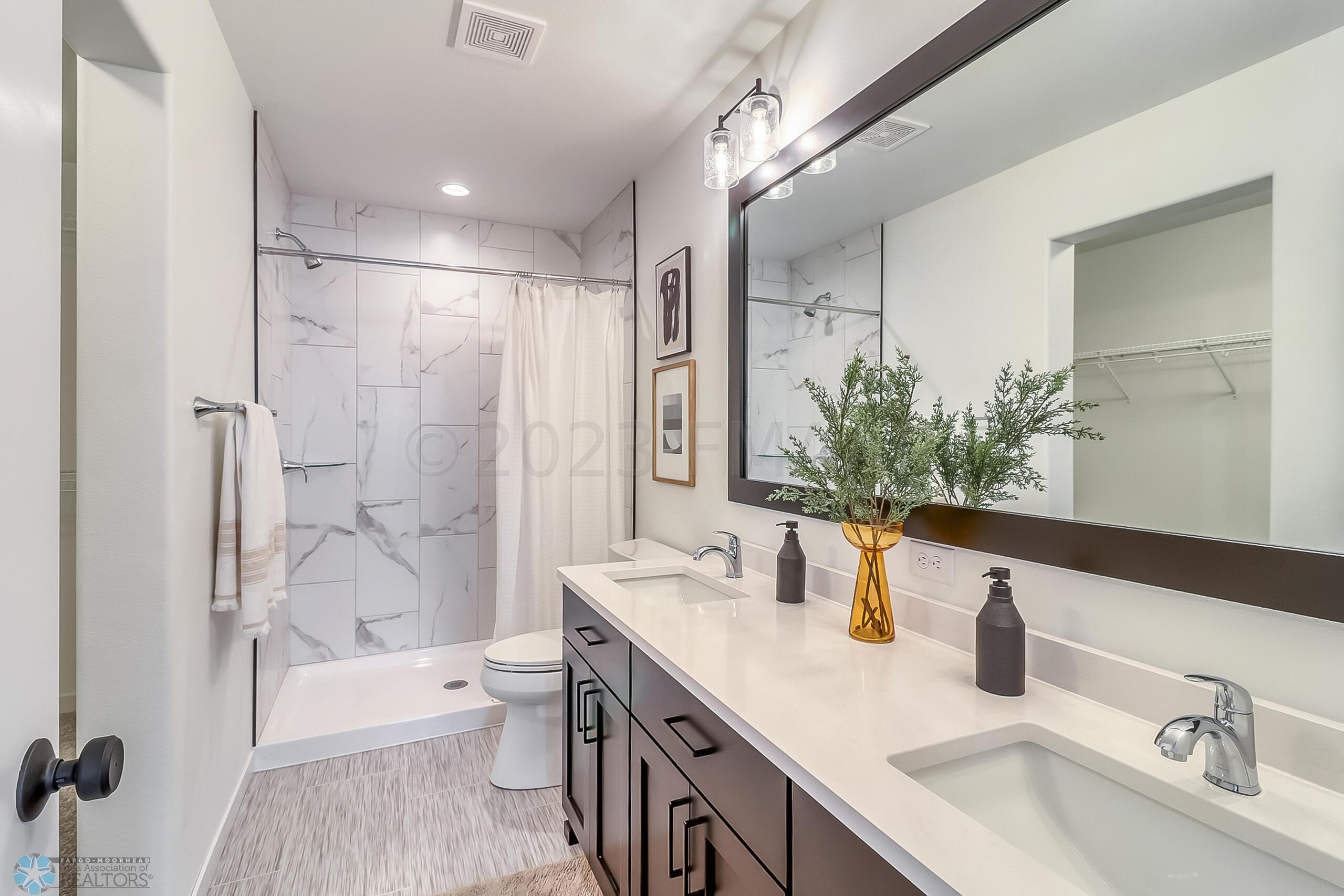 Primary Bathroom1_1