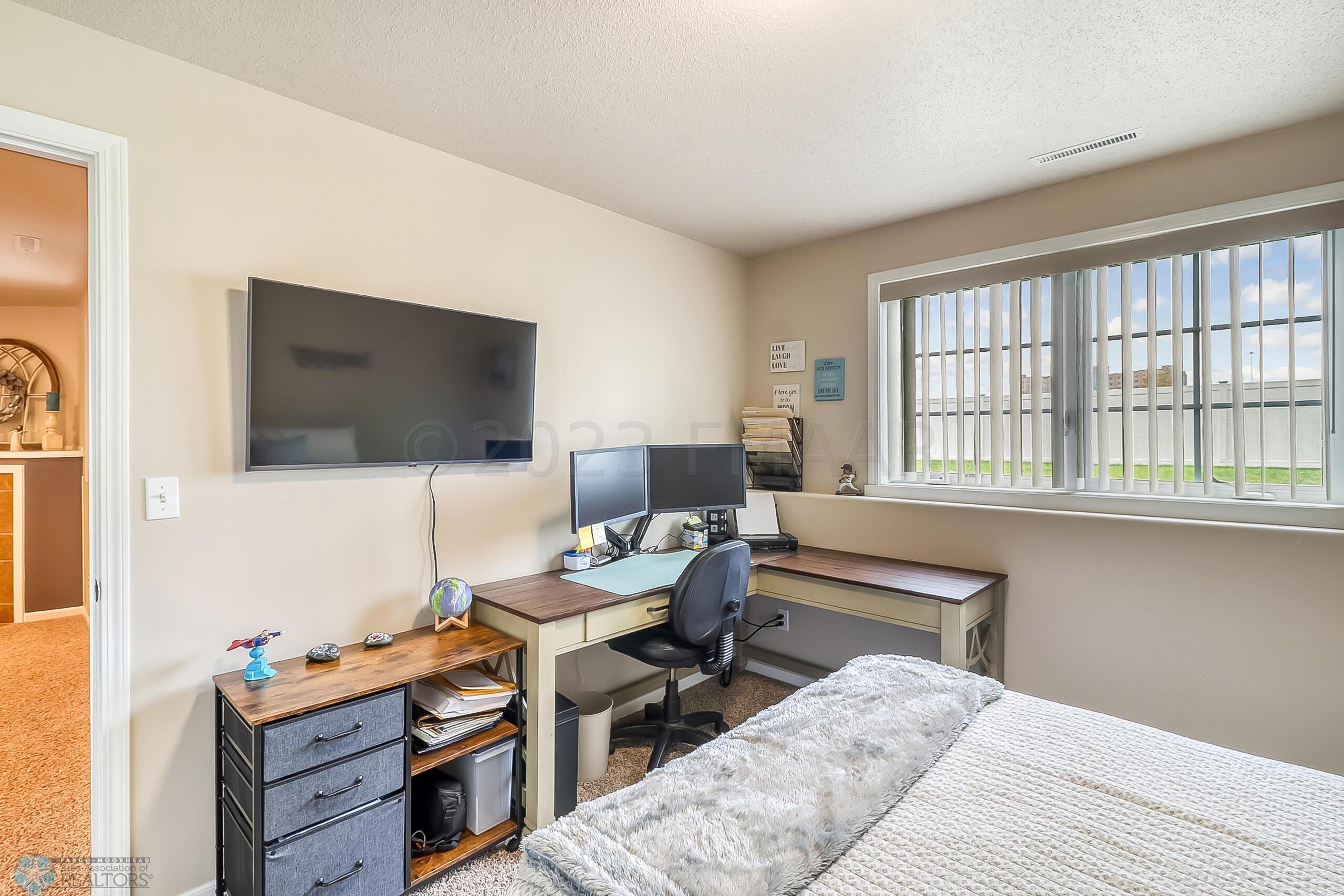 Bedroom2_2
