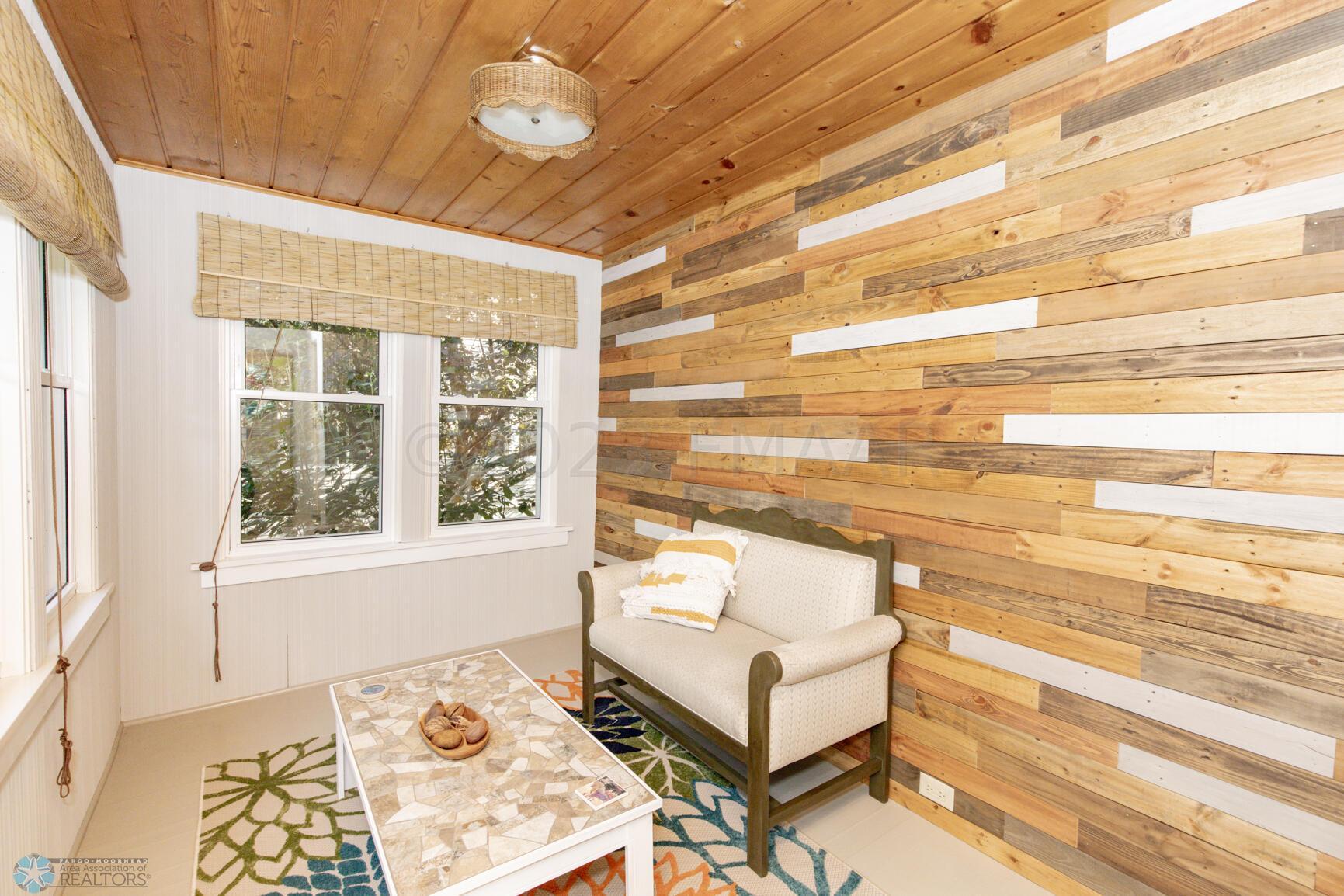 Screened in Porch