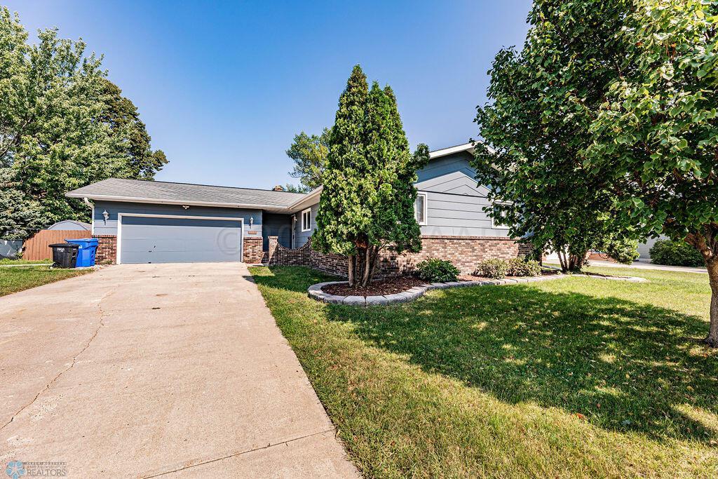 Property photo for 2419 27 Avenue S, Fargo, ND 58103