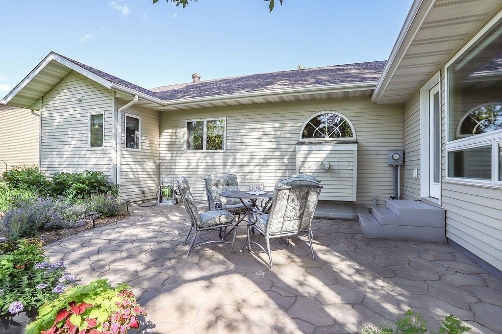 2827 30th St S, Moorhead