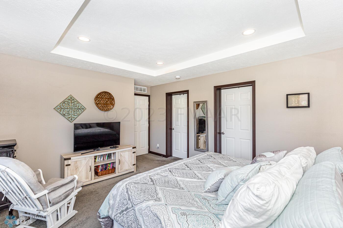 Primary Suite 1b