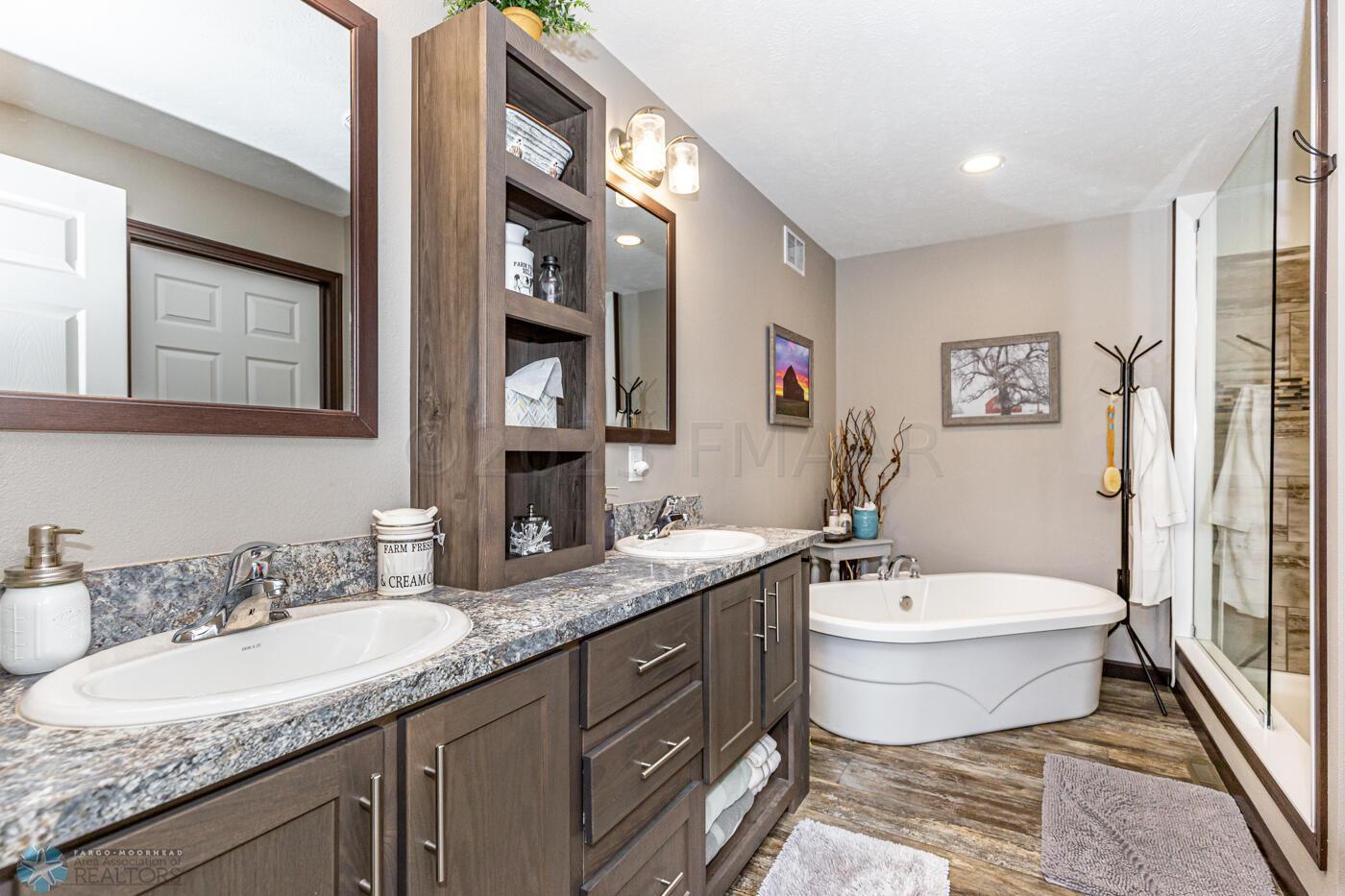 Primary Bath 1a