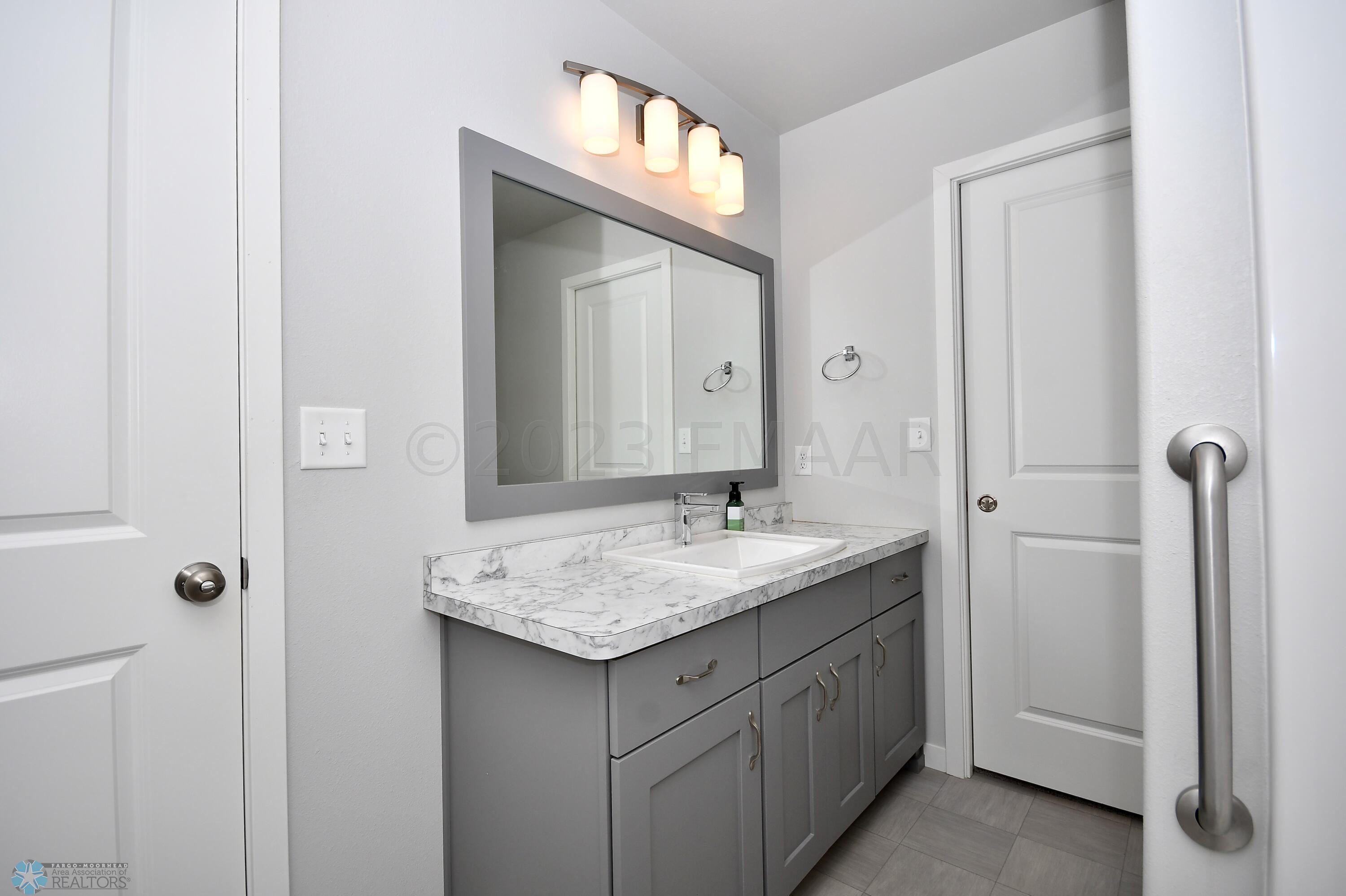 2704 Westwood St W West Fargo