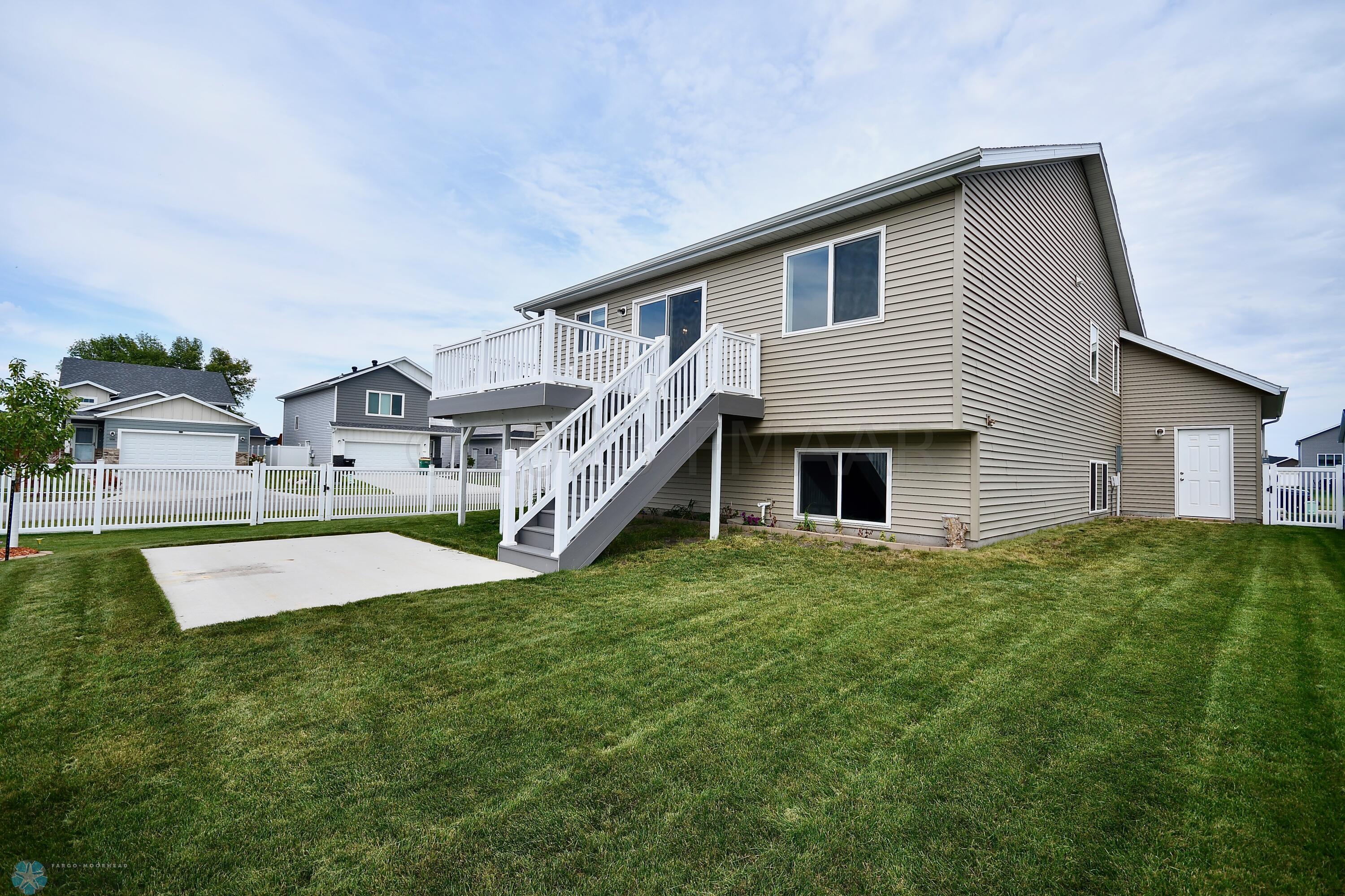 2704 Westwood St W West Fargo