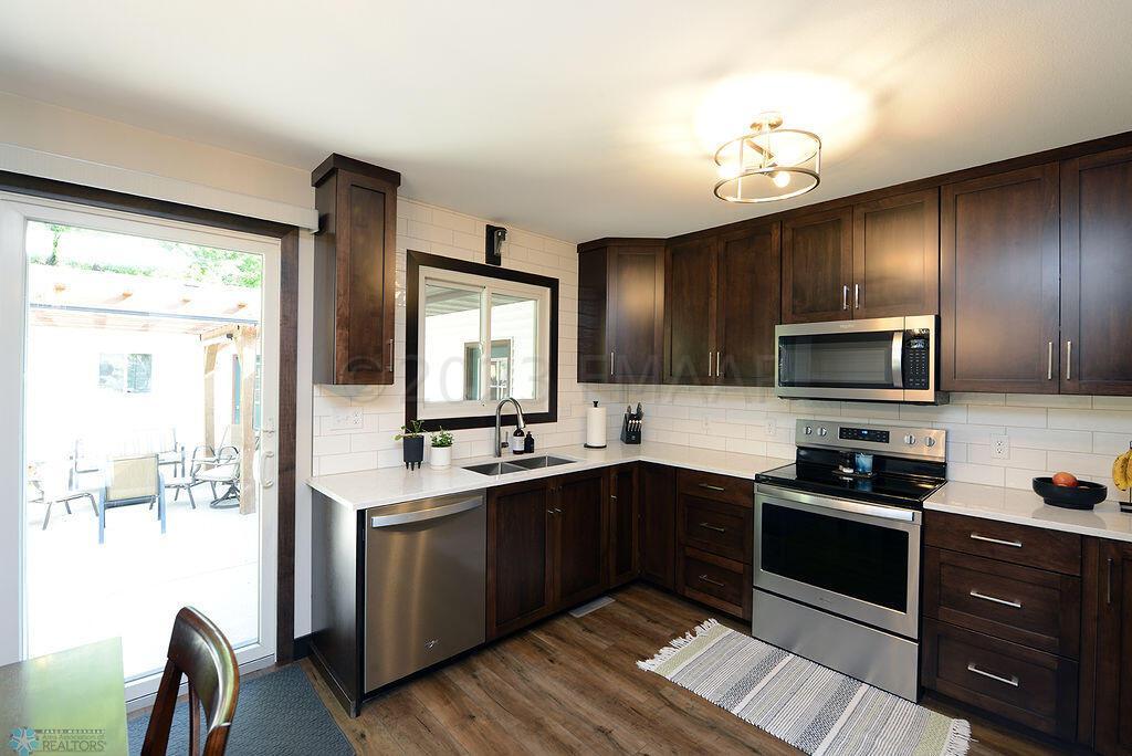 1204 62nd AVe N Moorhead