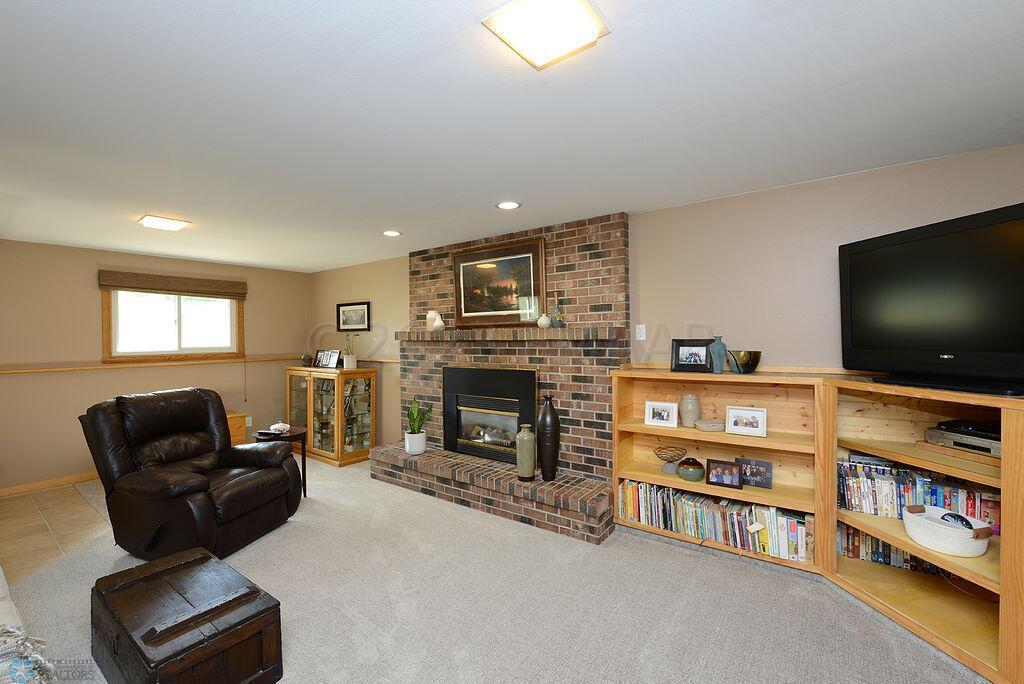 1204 62nd AVe N Moorhead