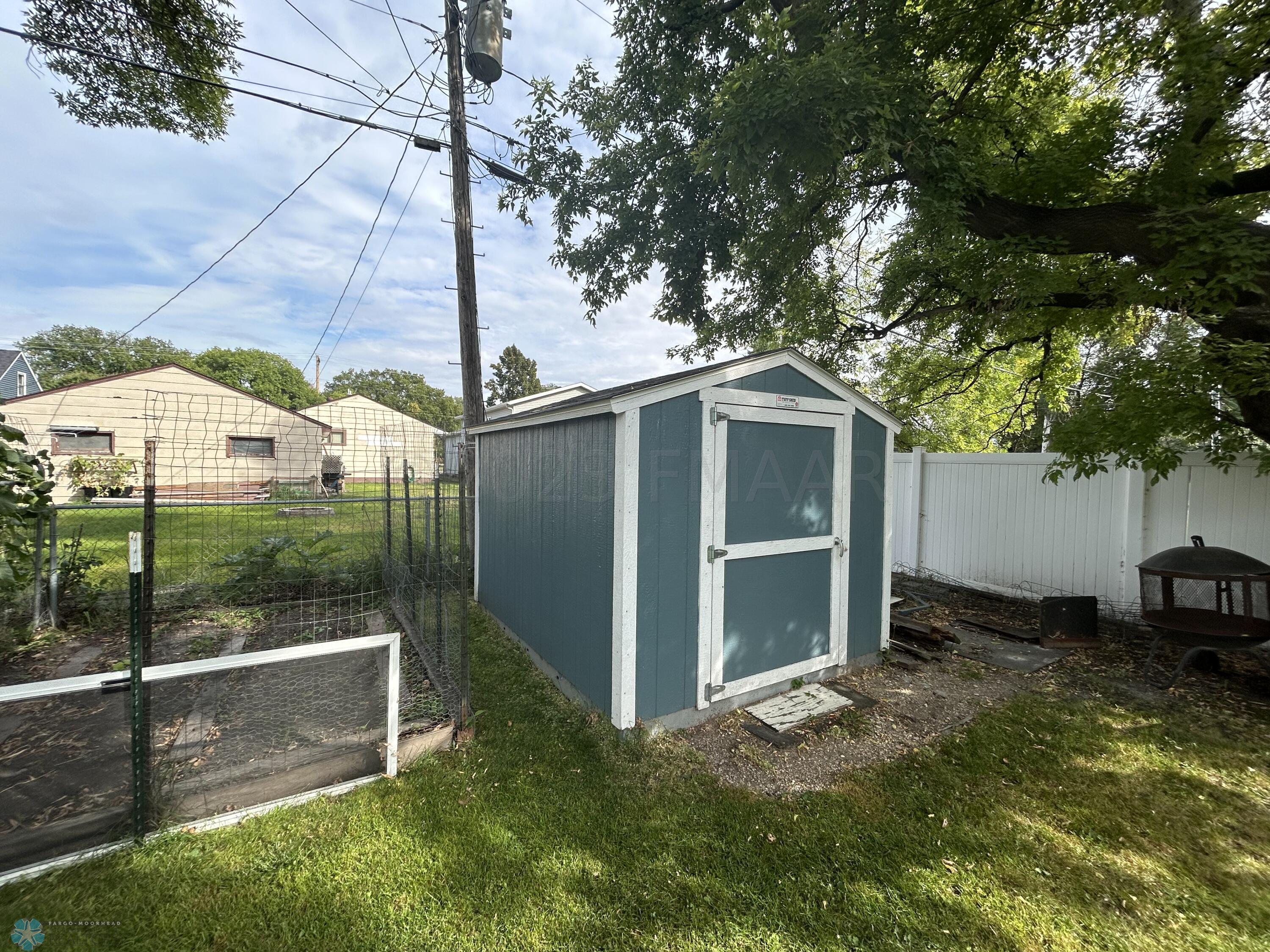Shed