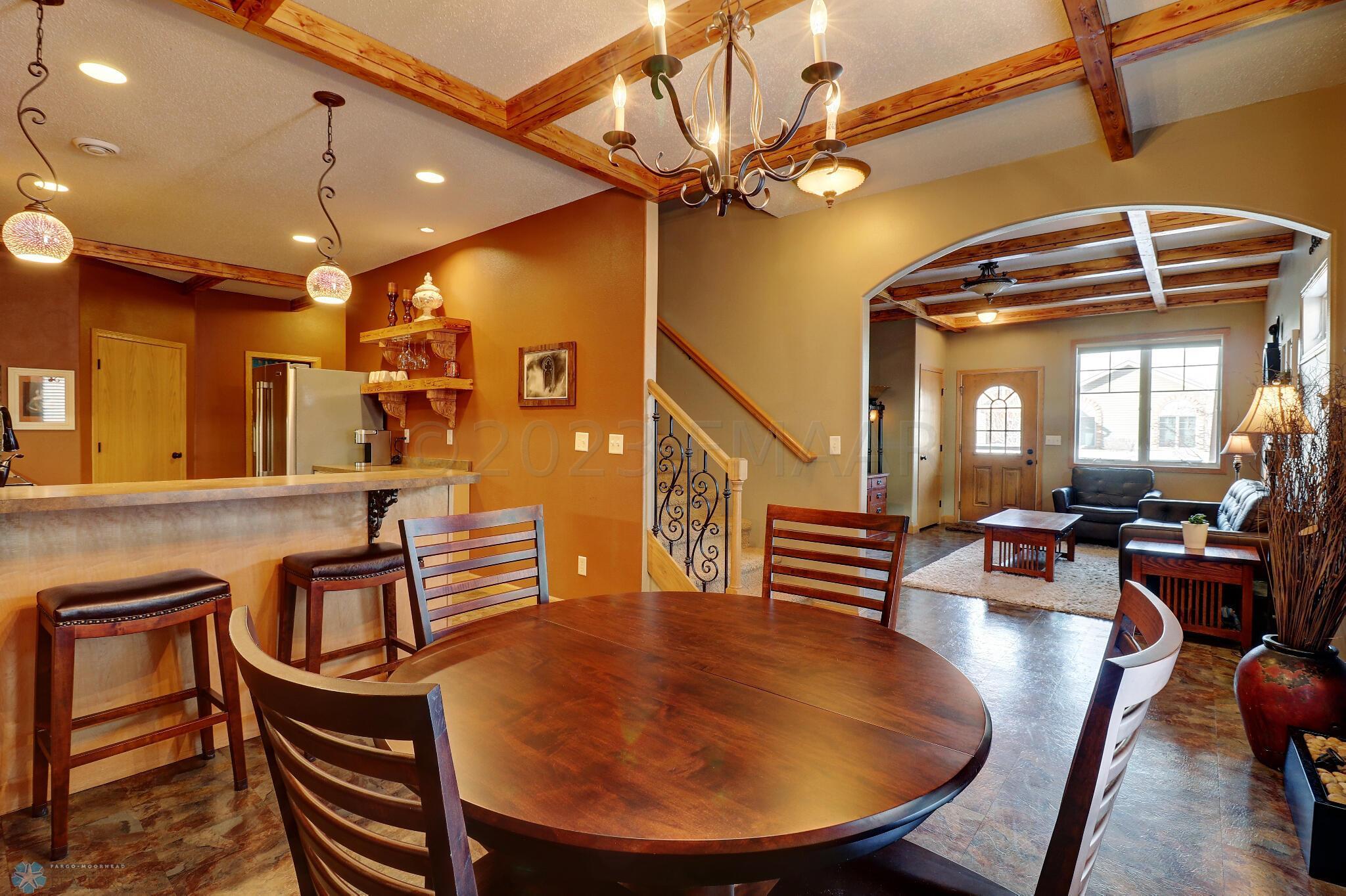 Dining Area1_3