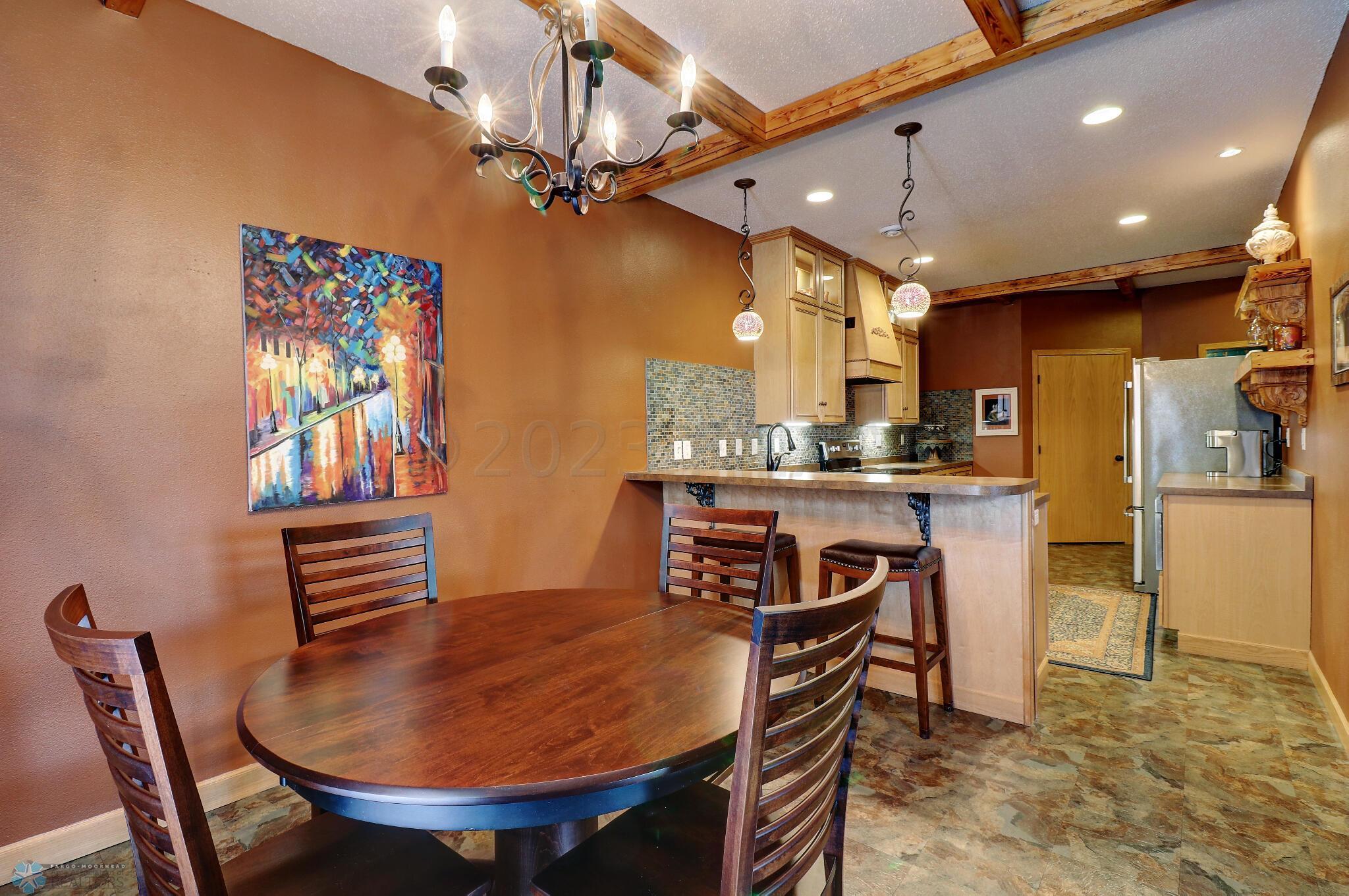 Dining Area1_2