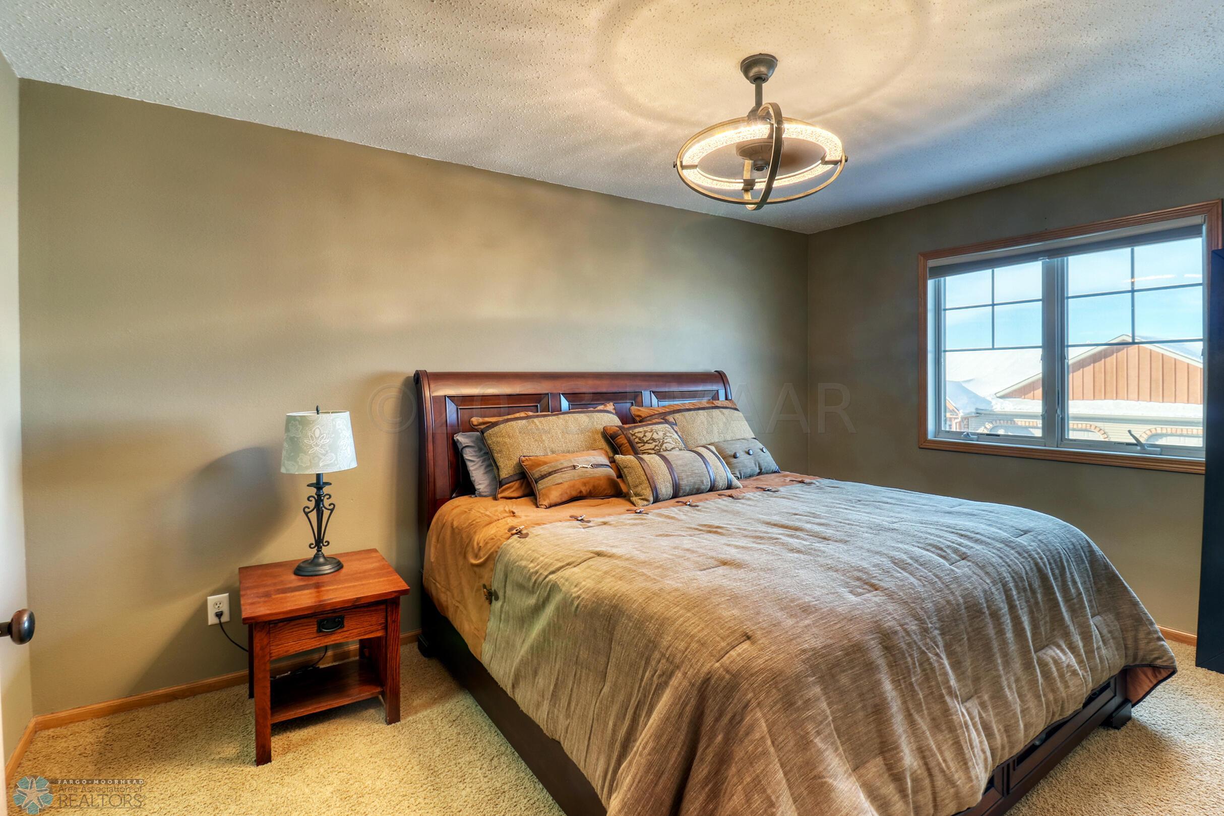 Master Bedroom1_1