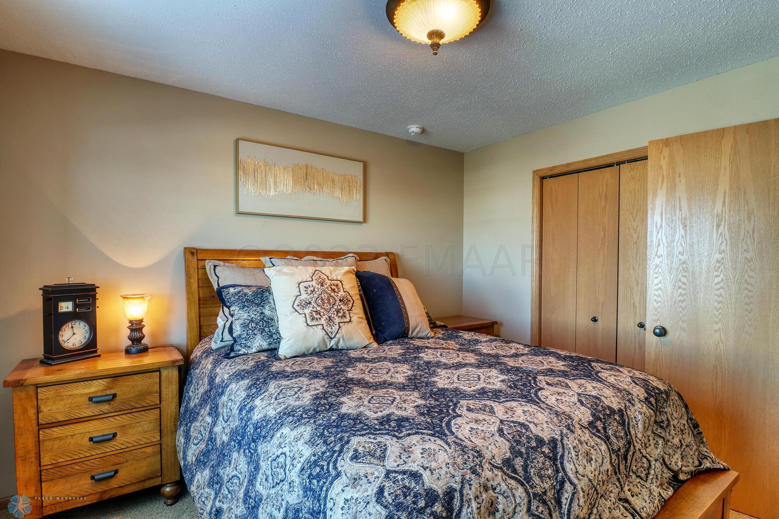 Bedroom1_2