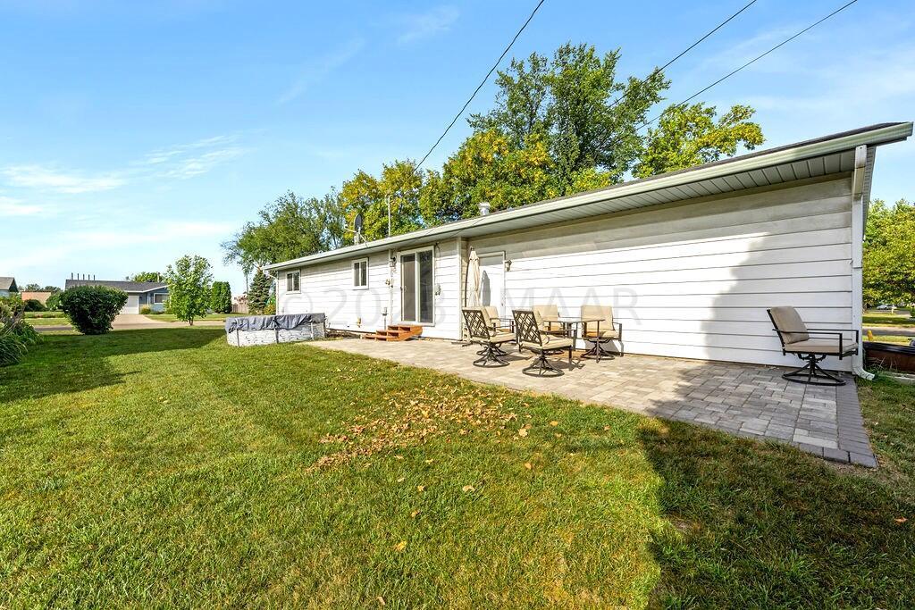 Back year with patio