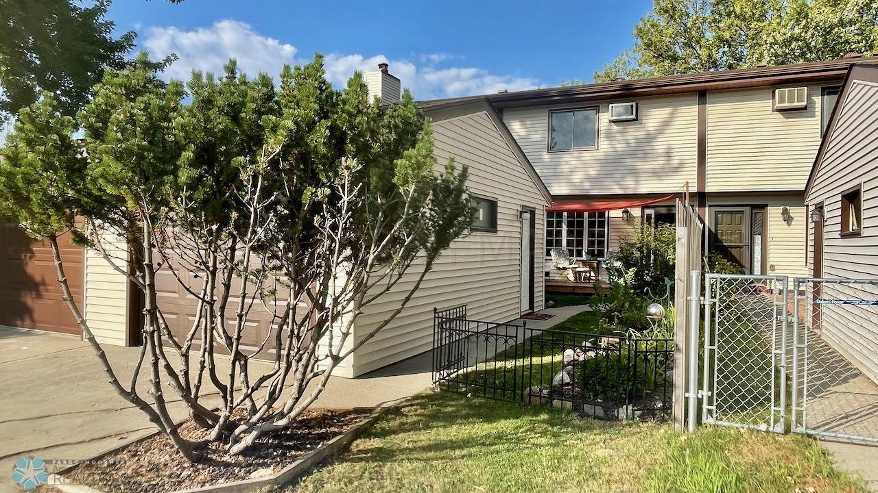 Property photo for 3091 22 Street S, Fargo, ND 58103