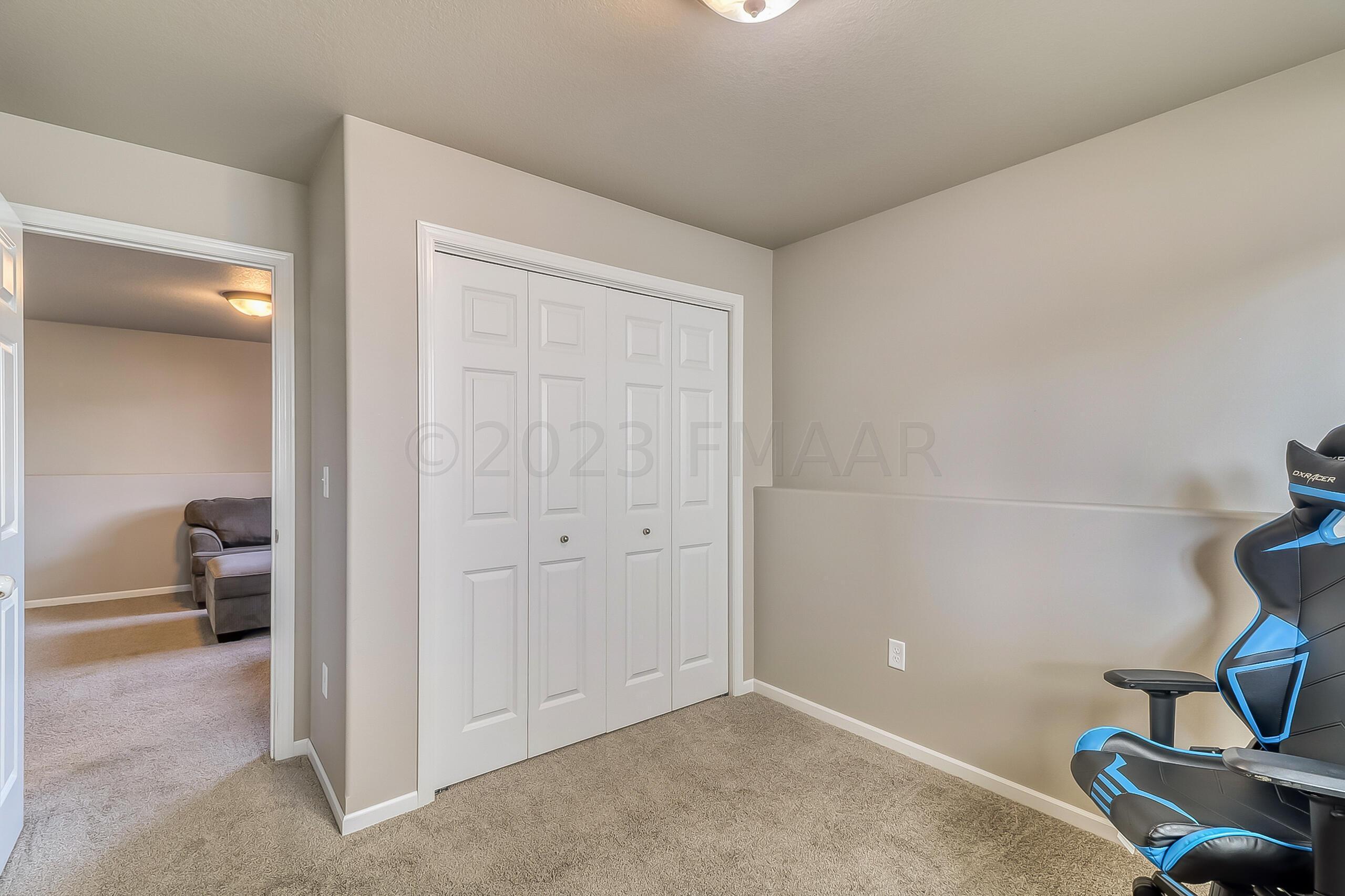 Basement Bedroom1_2
