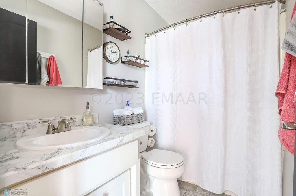 Primary Shower