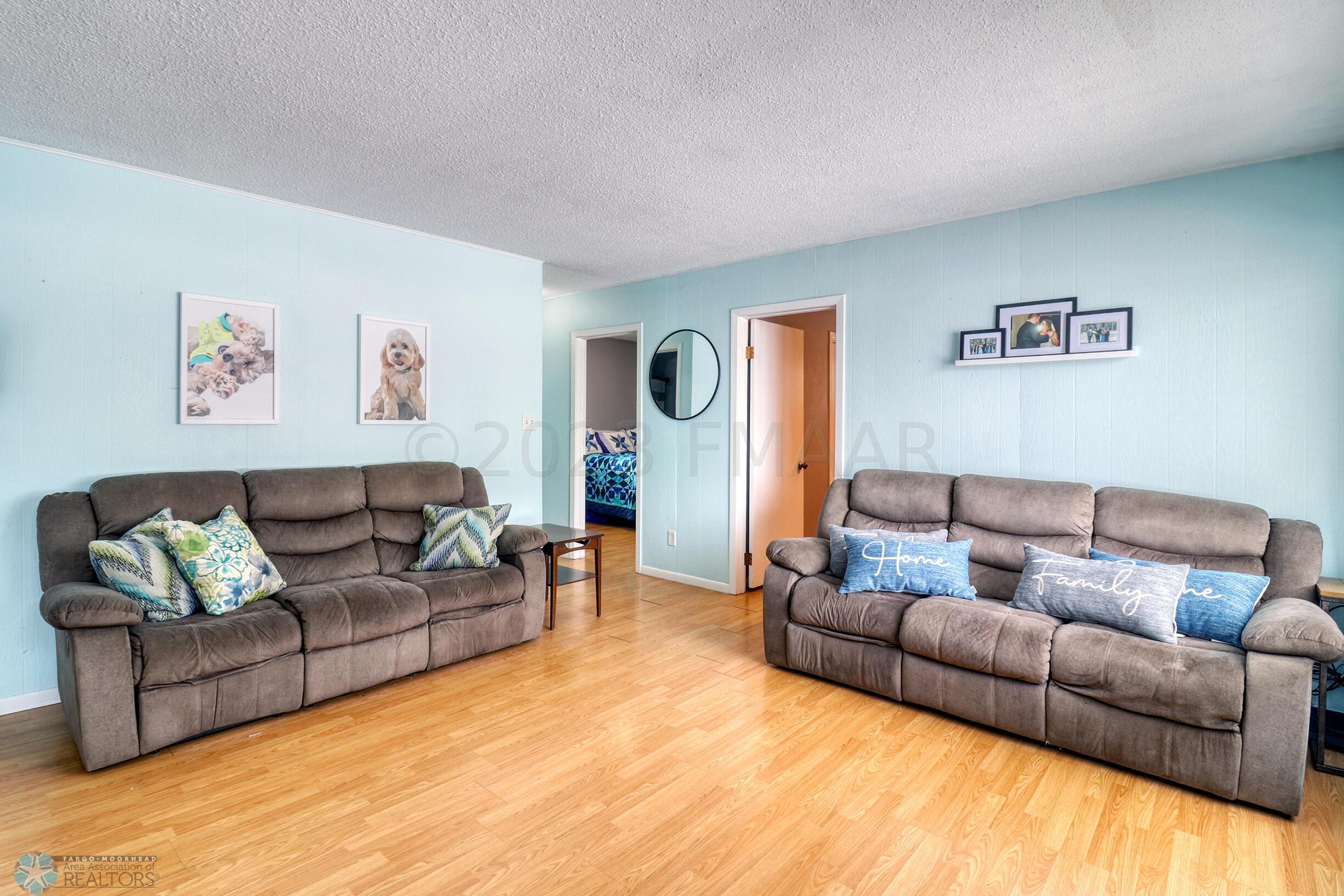 Living Area1_4