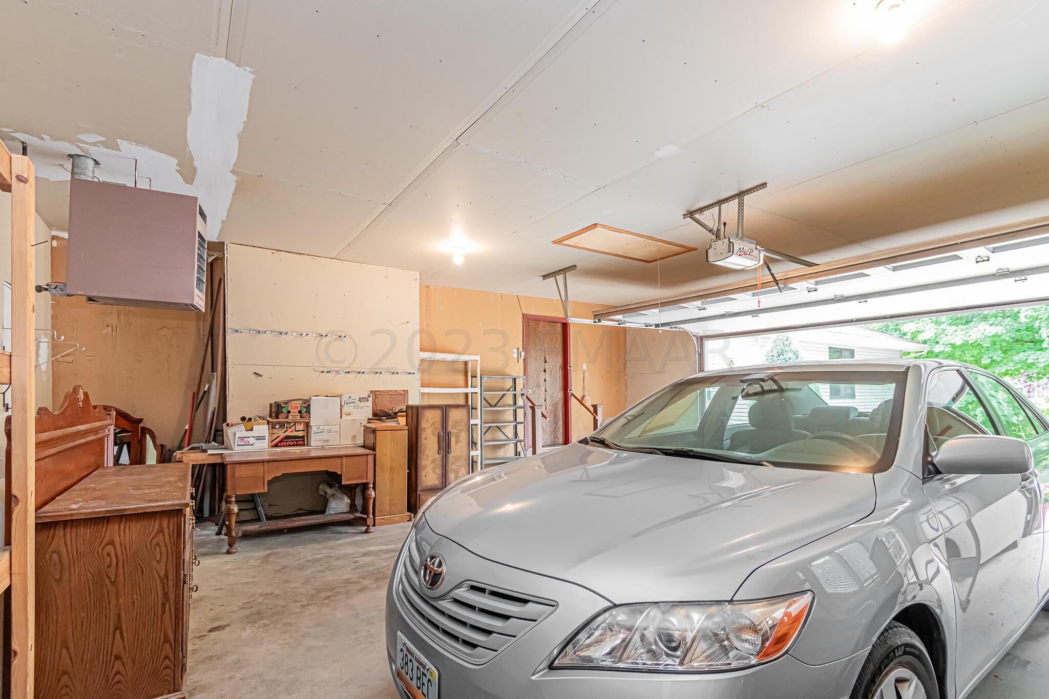 Garage Has Good Storage