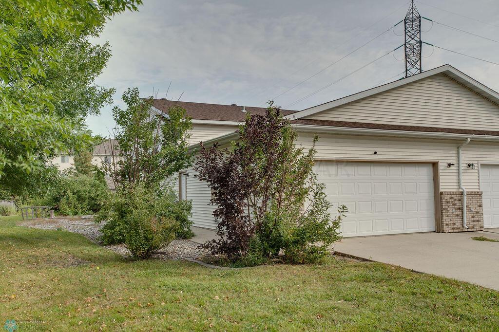 1538_SUNTREE_DR-31