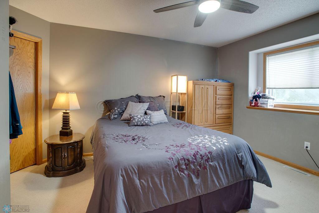 1538_SUNTREE_DR-10