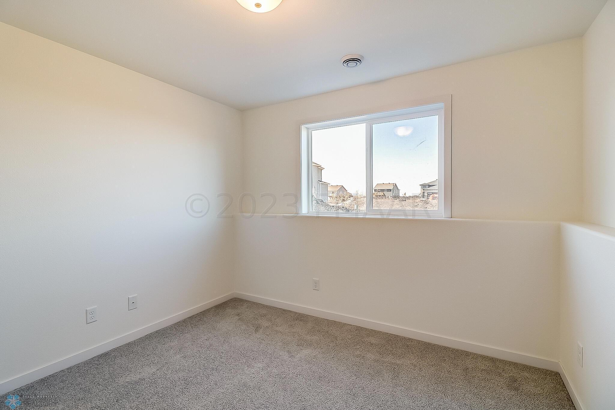 Basement Bedroom1_1