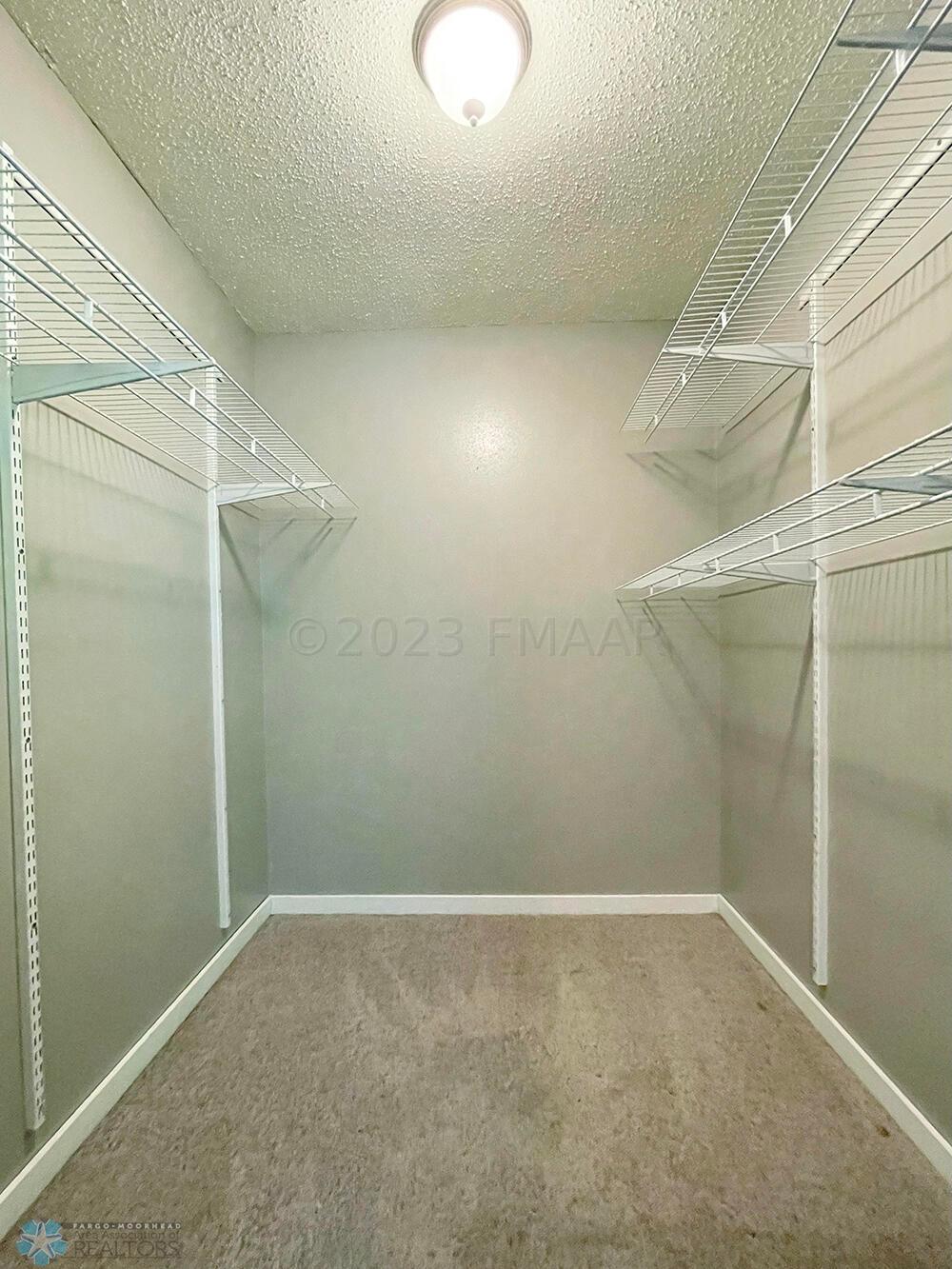 Main Bed Closet