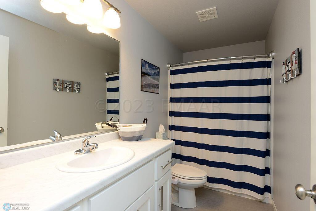 Lower Full Bath