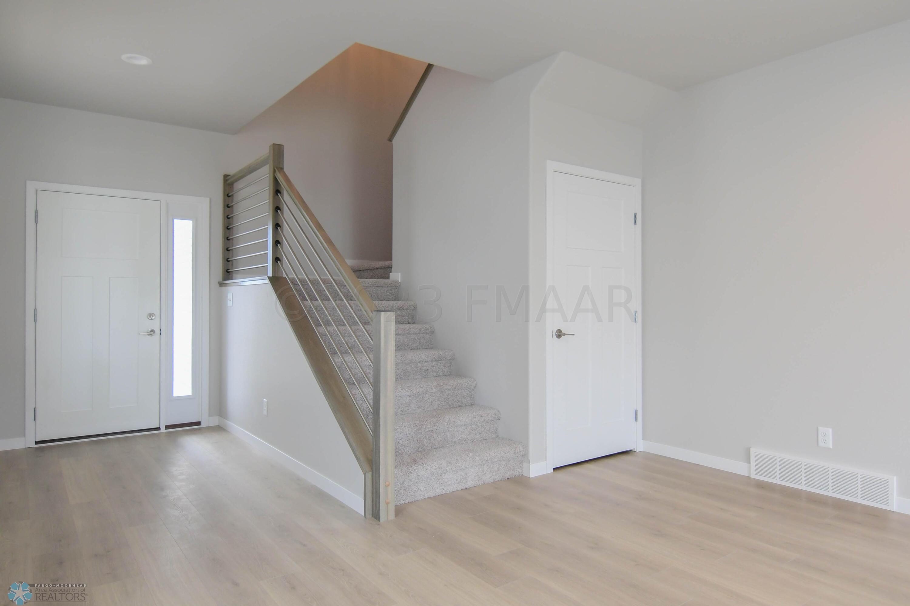 Entry/Stairs
