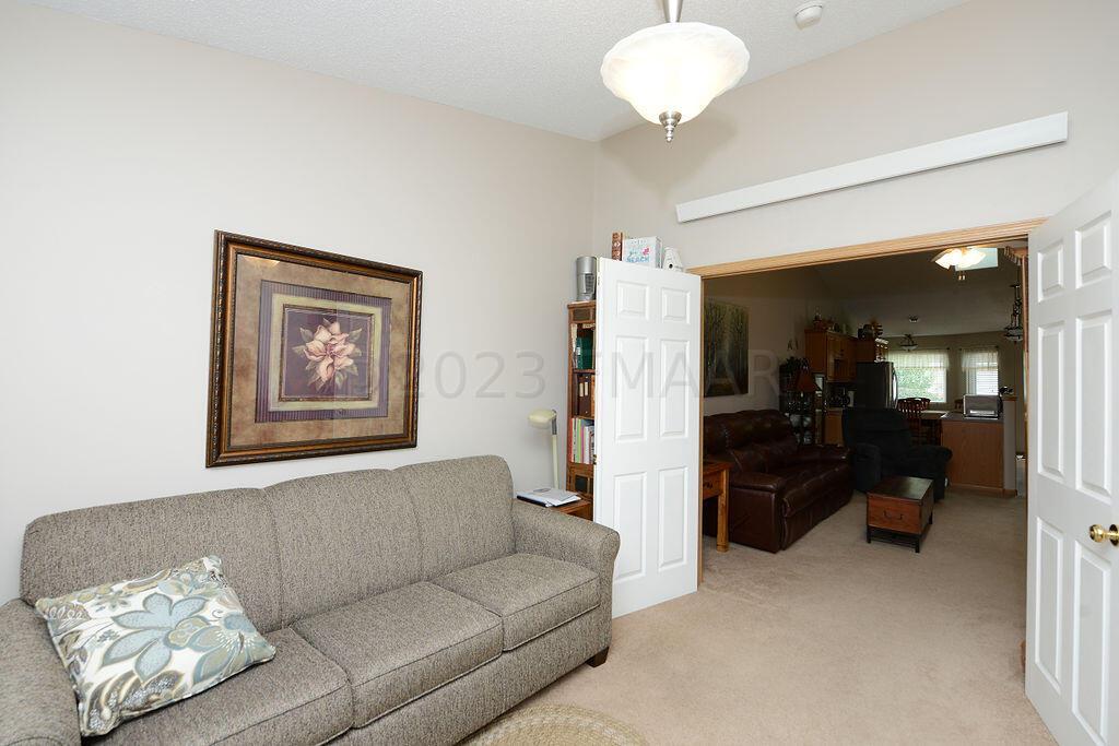 Den/Bedroom