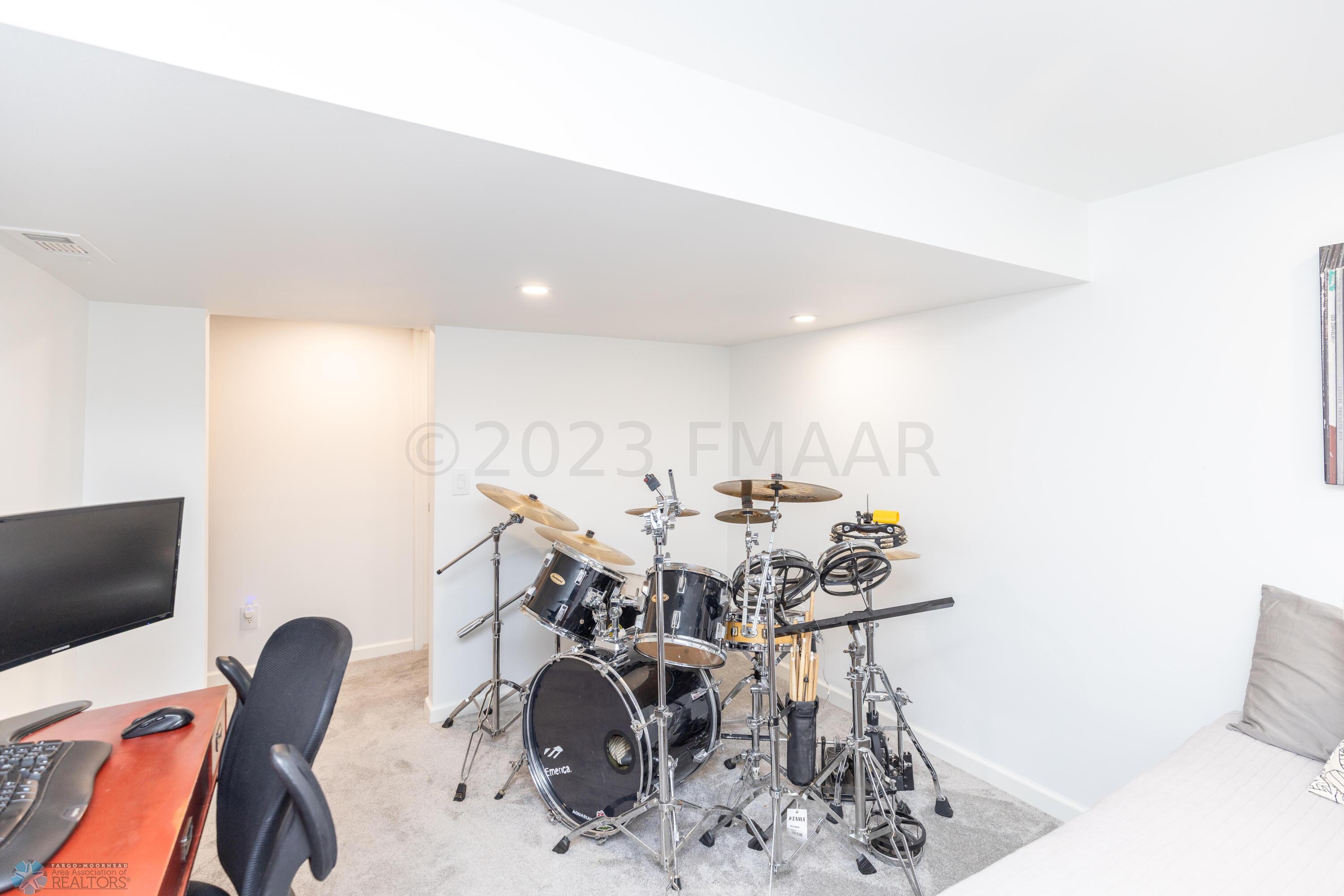 BASEMENT BEDROOM