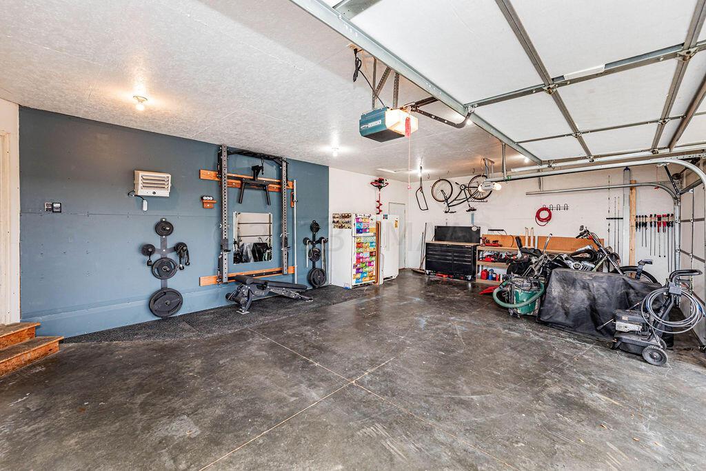 Garage!!