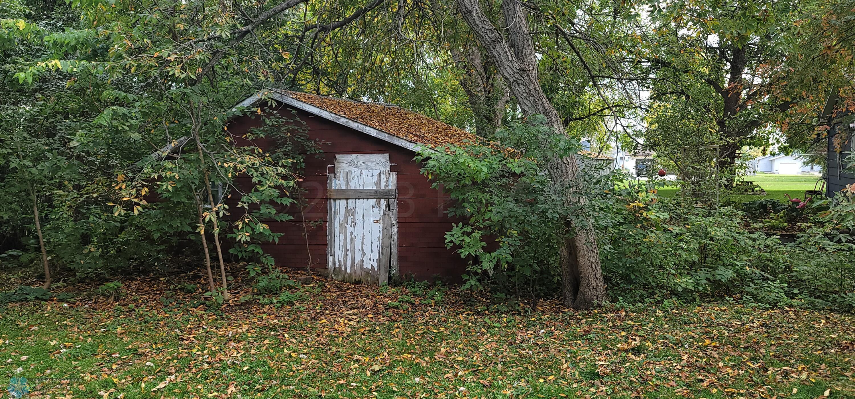 Shed