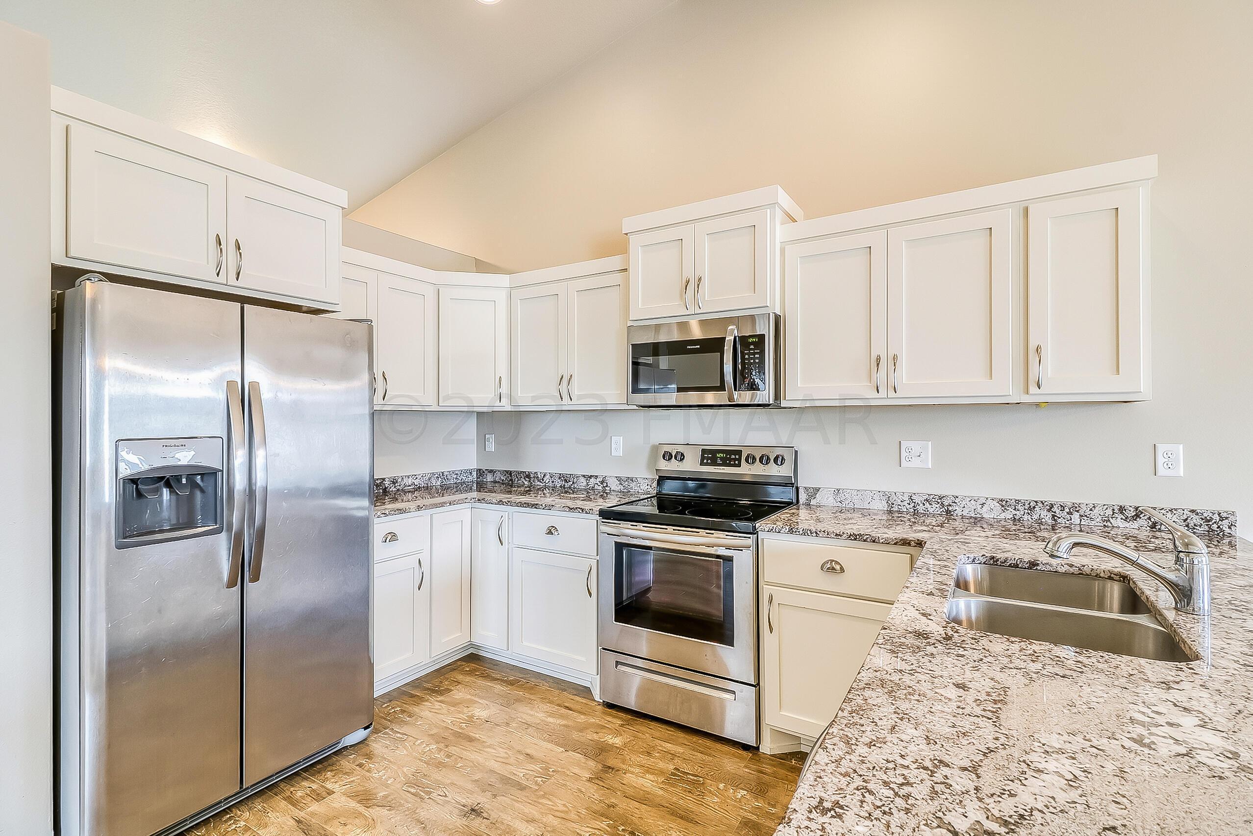 Kitchen1_2