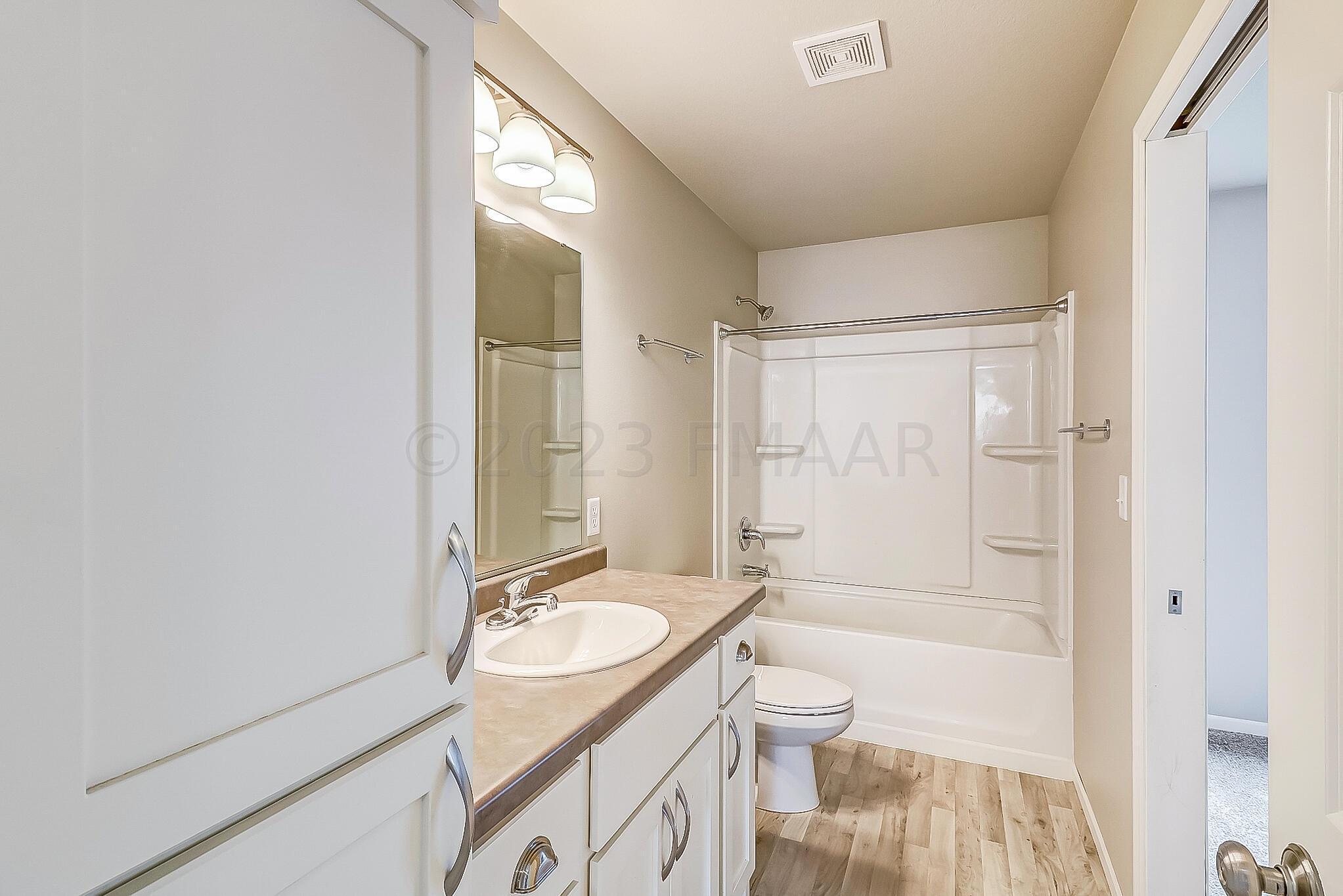 Bathroom1_0
