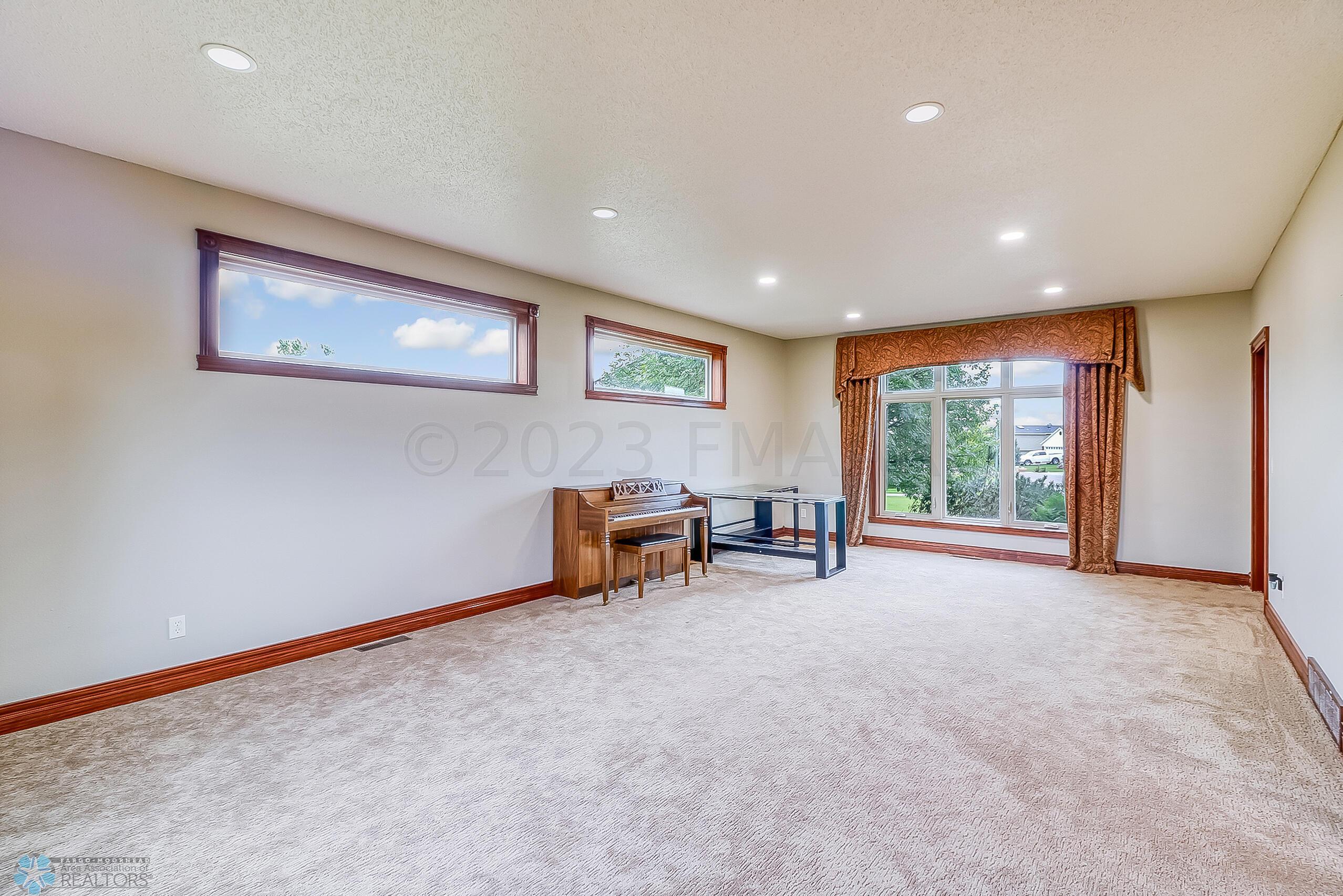 Family room1_3