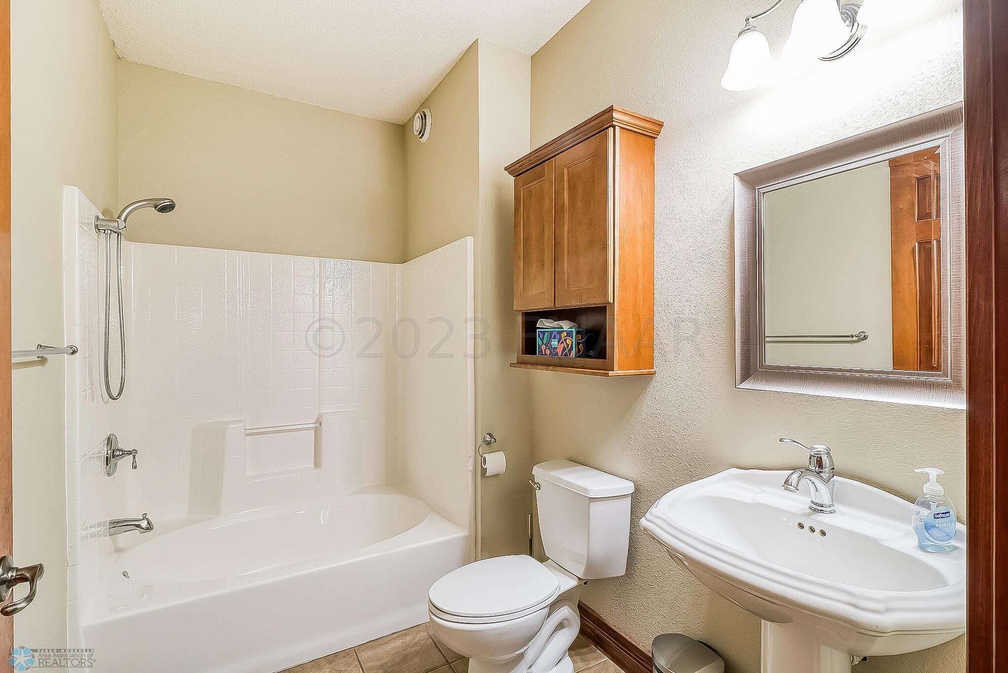 Bathroom1_1