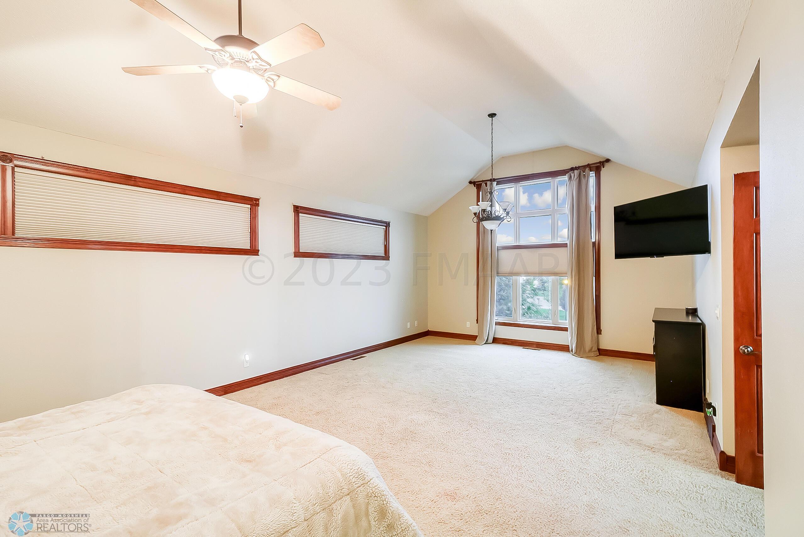 Primary Bedroom1_1