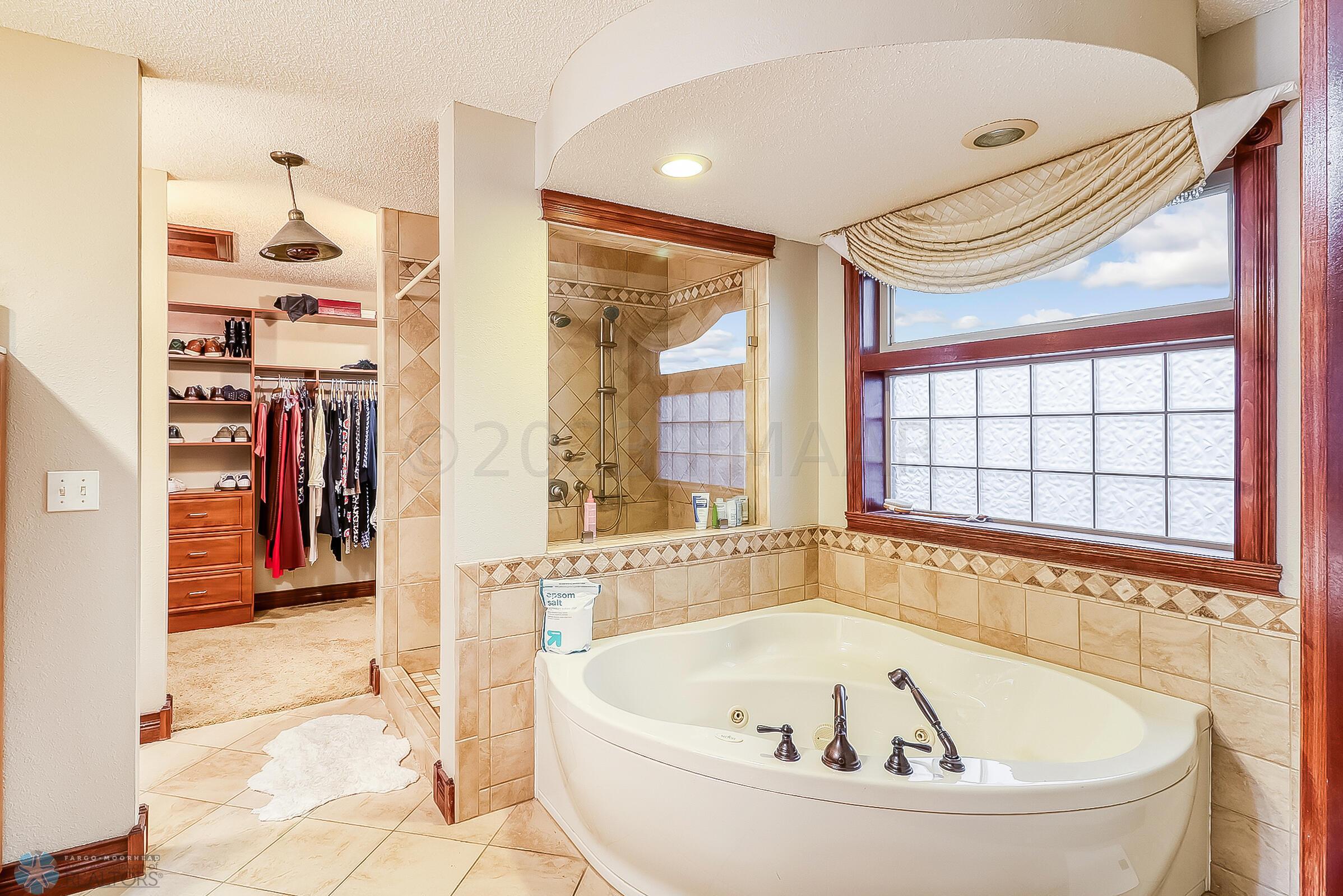 Primary Bathroom1_3