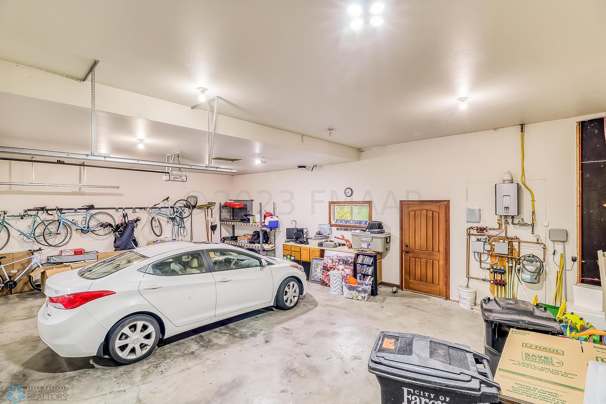 Garage1_0