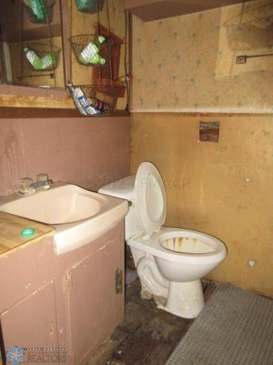 16110 US HIGHWAY 10, Lake Park, MN 56554