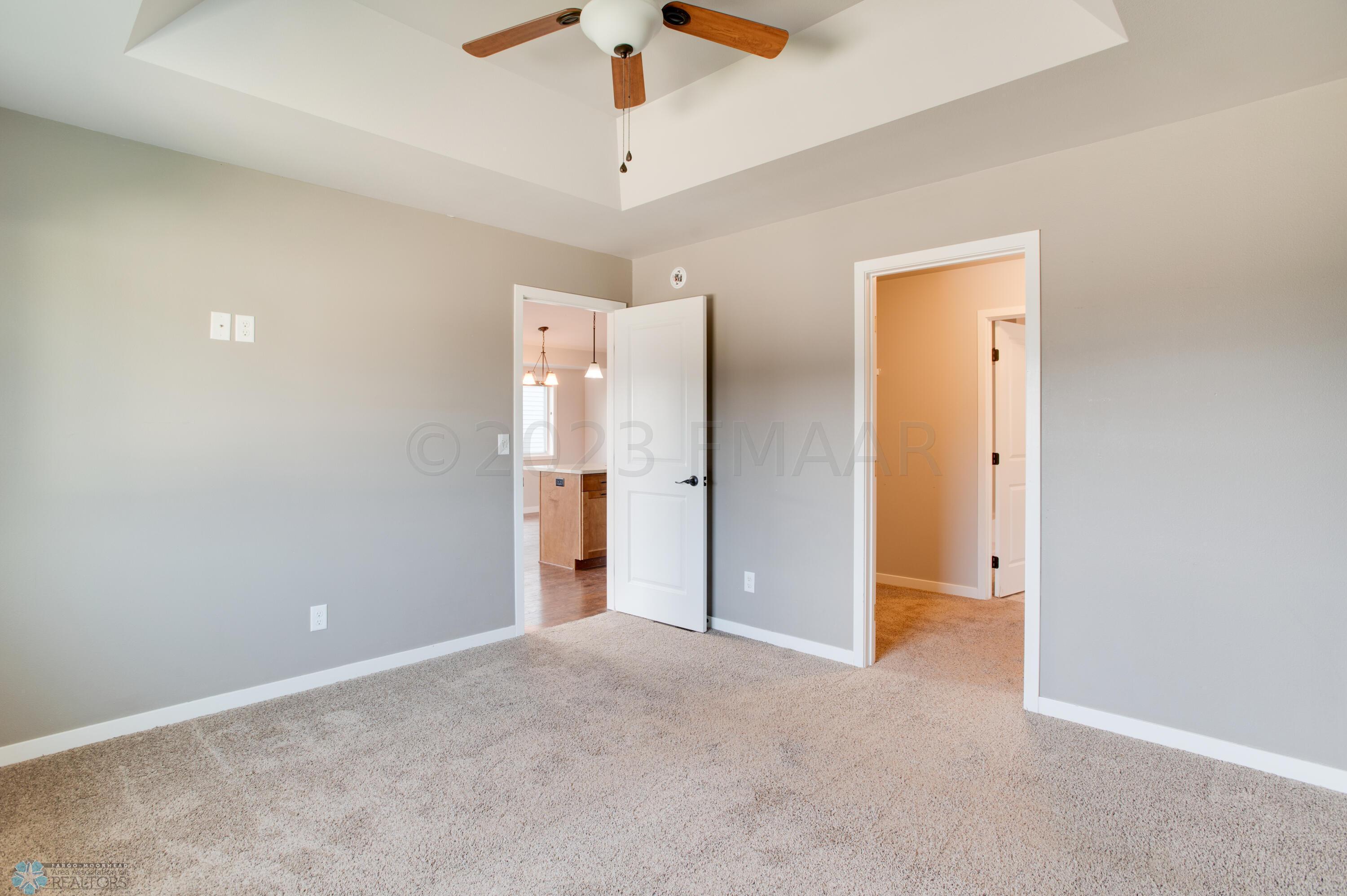 1106_EAGLEWOOD_AVE-18