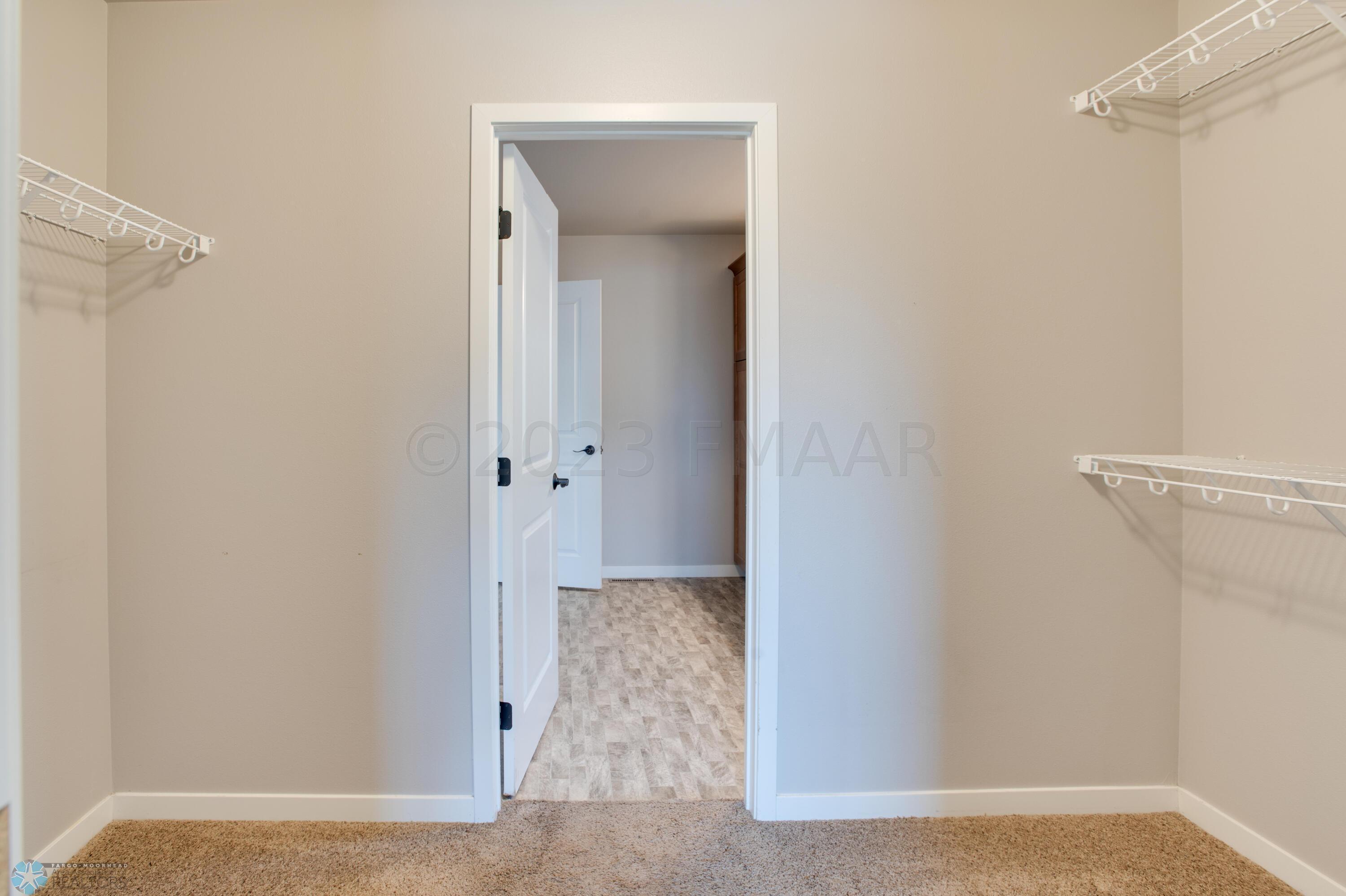 1106_EAGLEWOOD_AVE-19