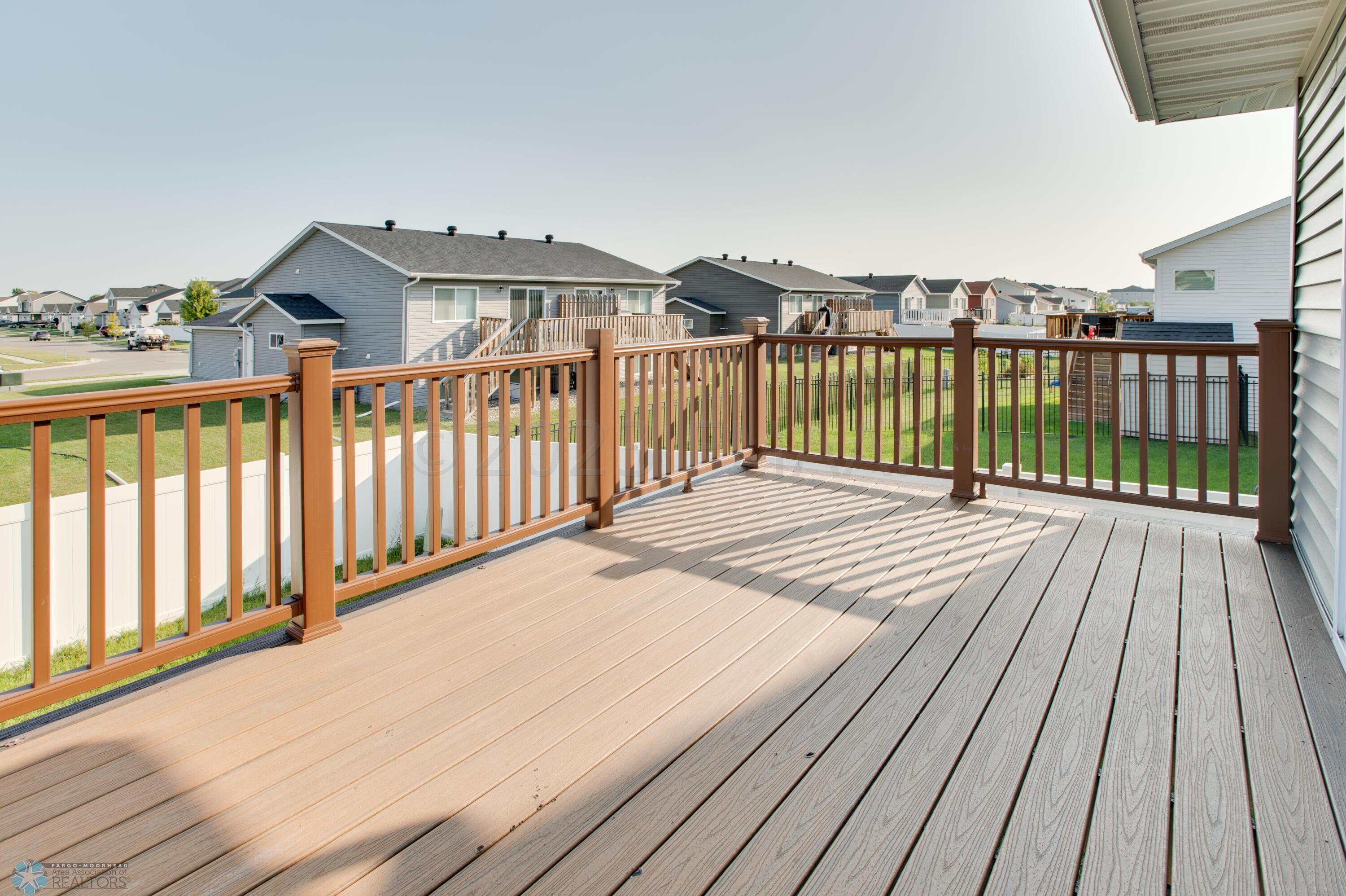 1106_EAGLEWOOD_AVE-37