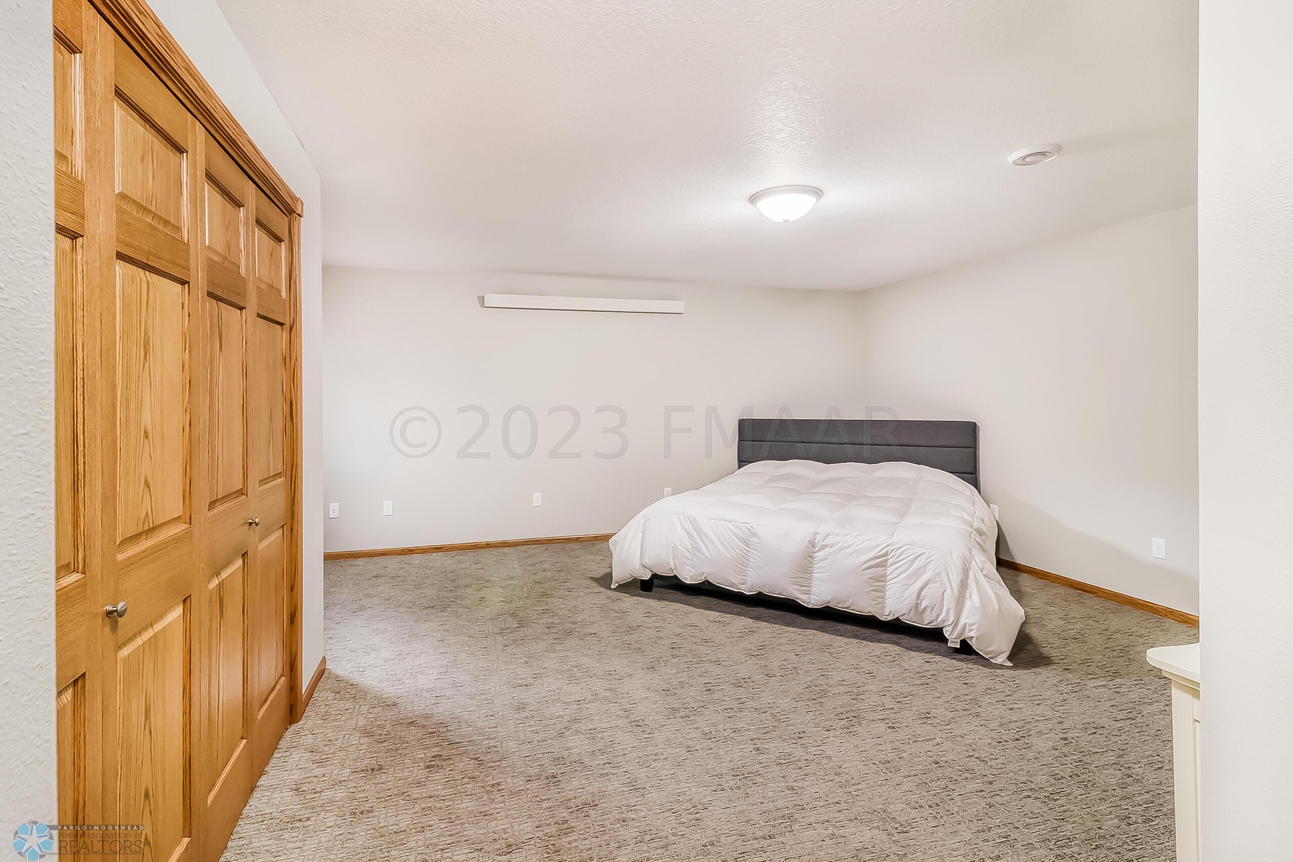 Basement Bedroom1_1