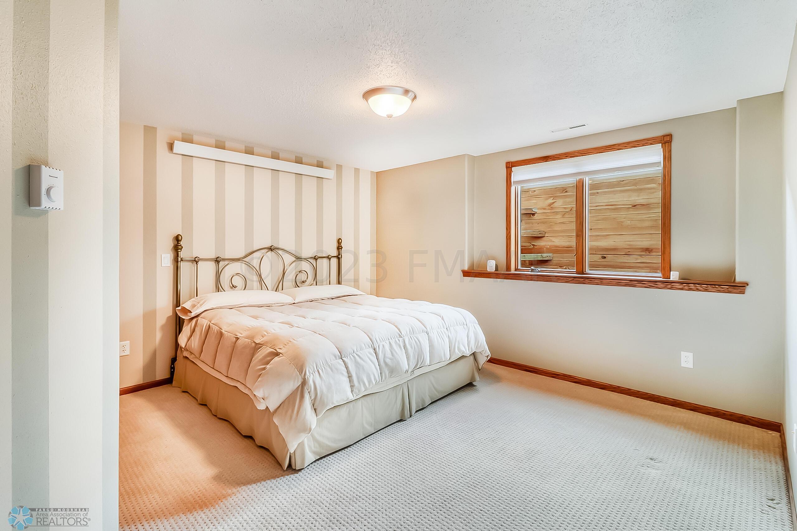 Basement Bedroom2_1