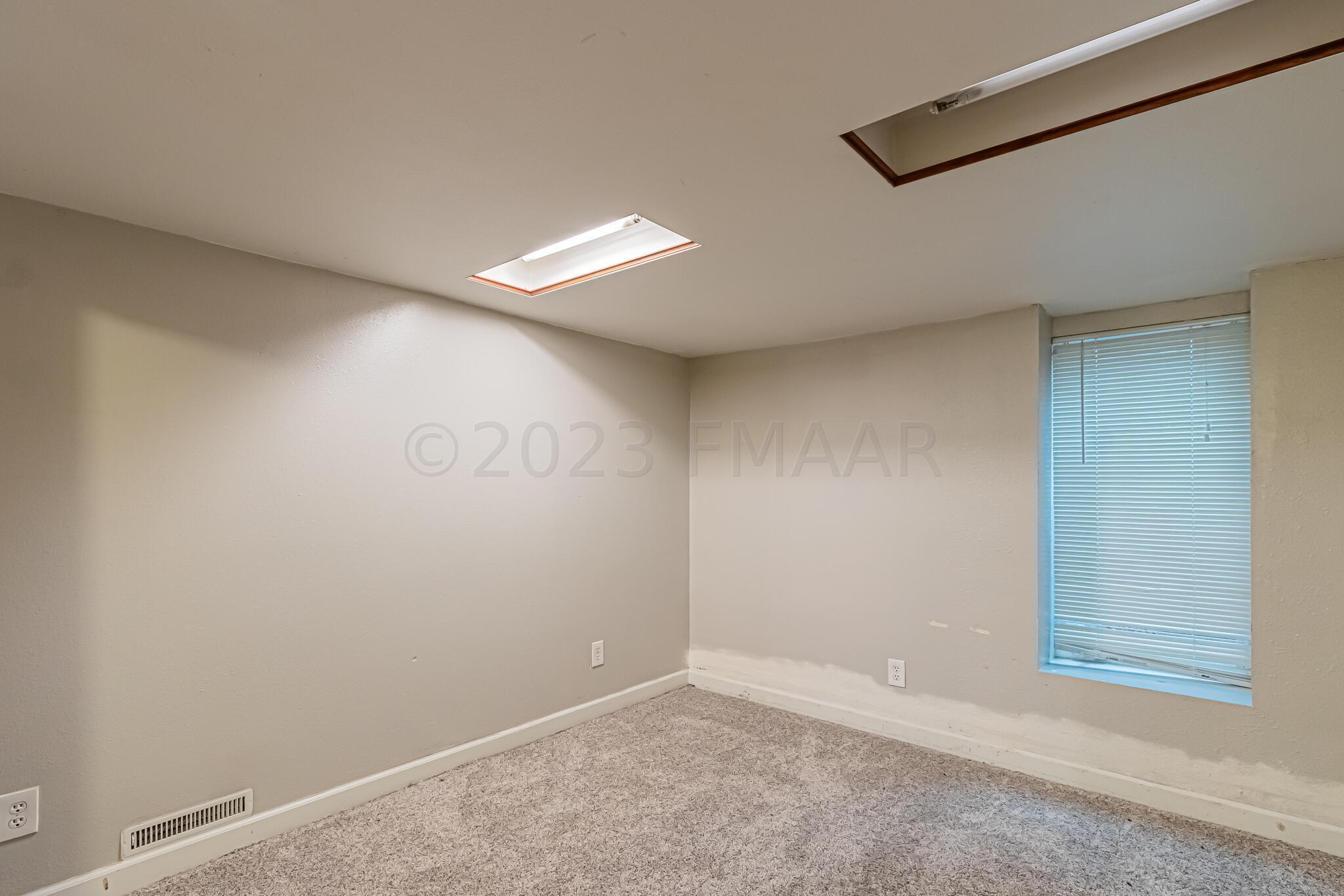 1123 11 Street N, Fargo, ND 58102 -31