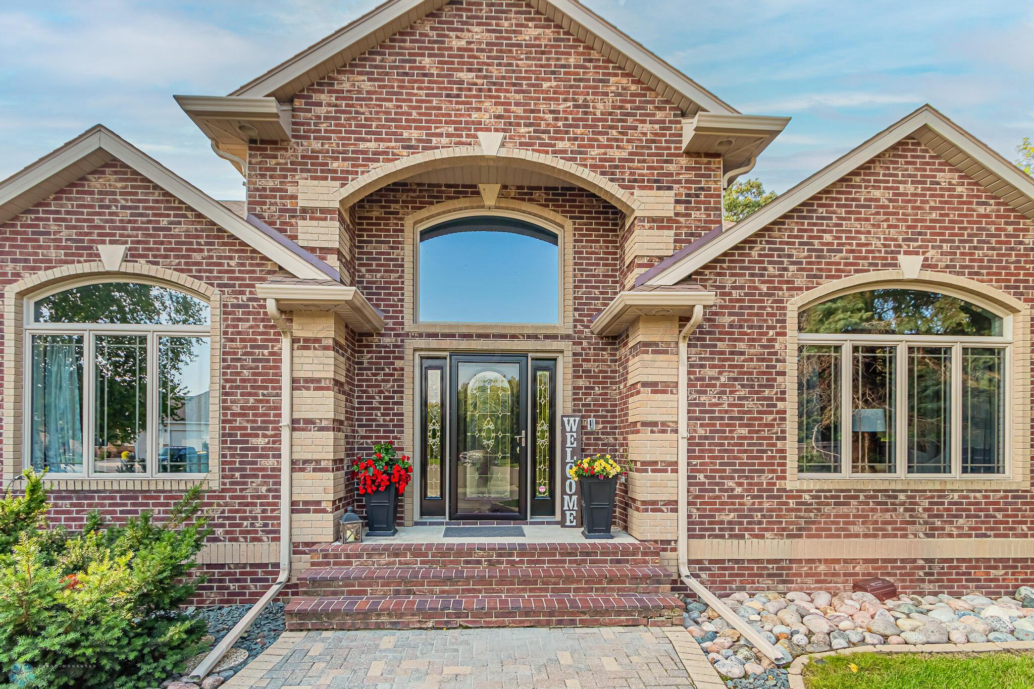 Front_Exterior_3