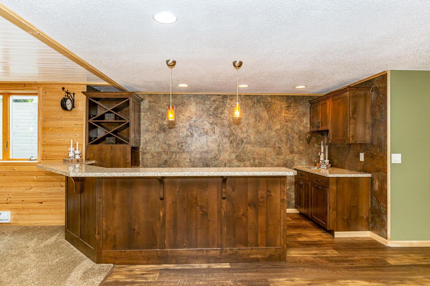 Wet bar
