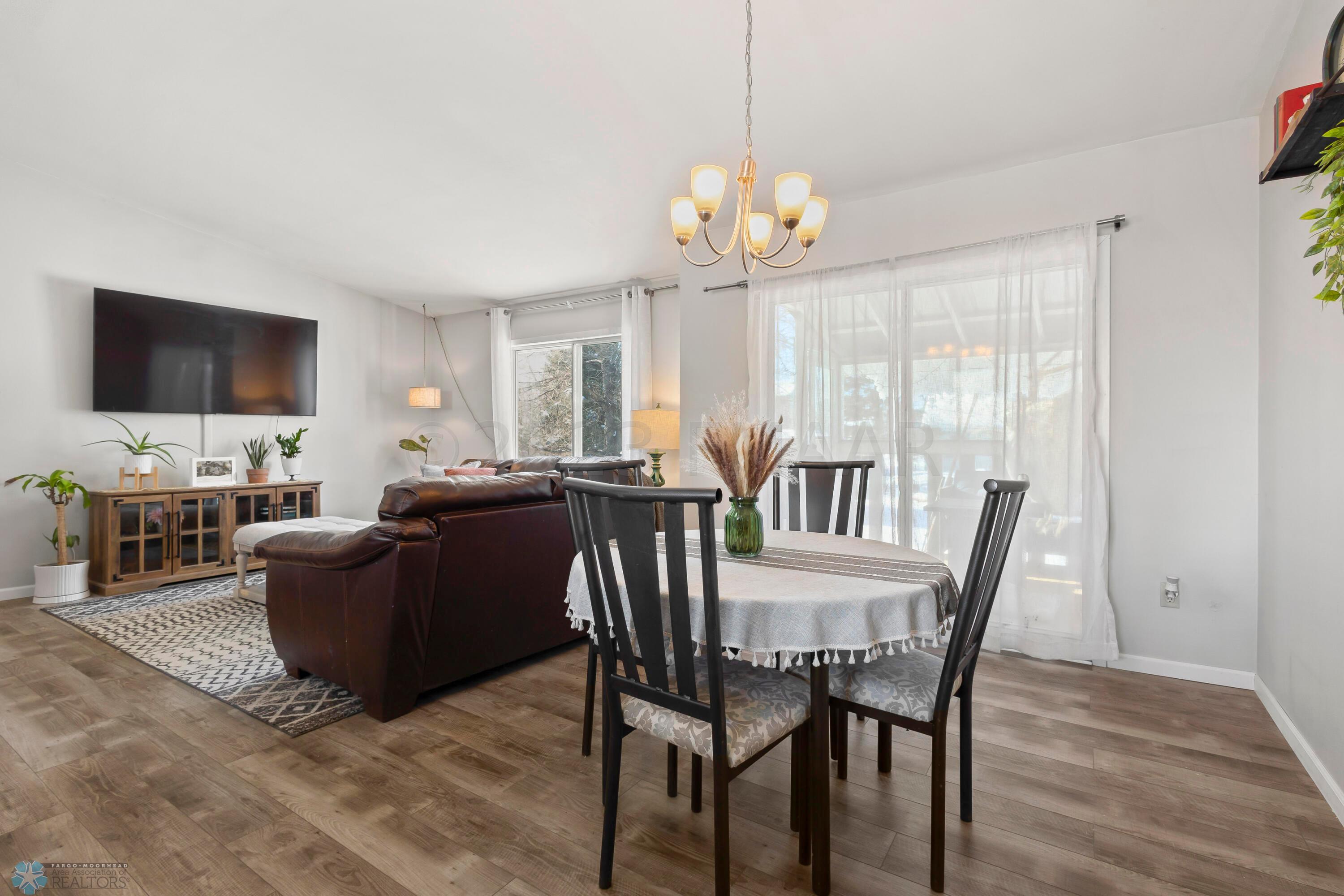 Laminate Floors on entire upper level